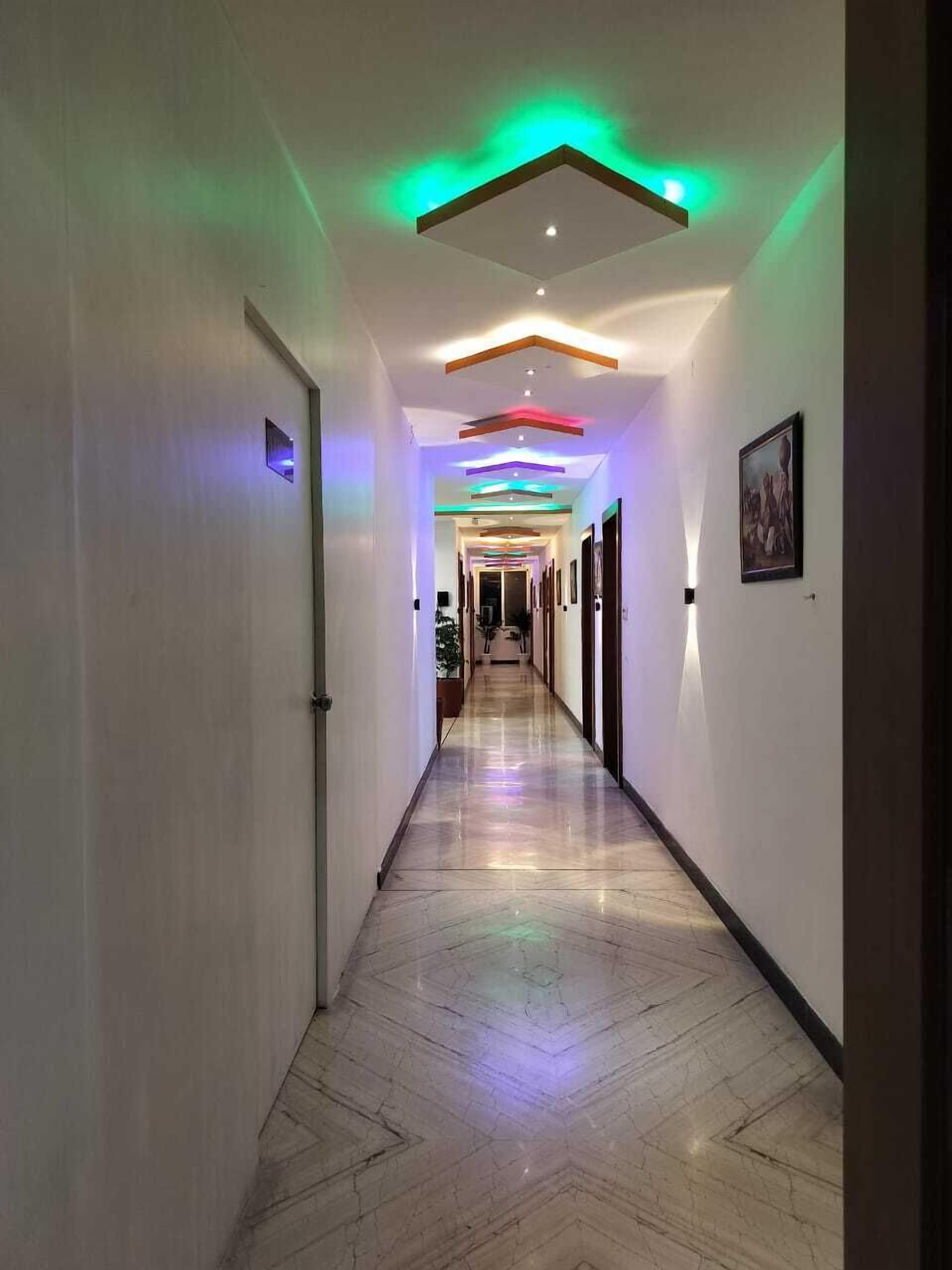Hotel Brij Palace & Restaurant
