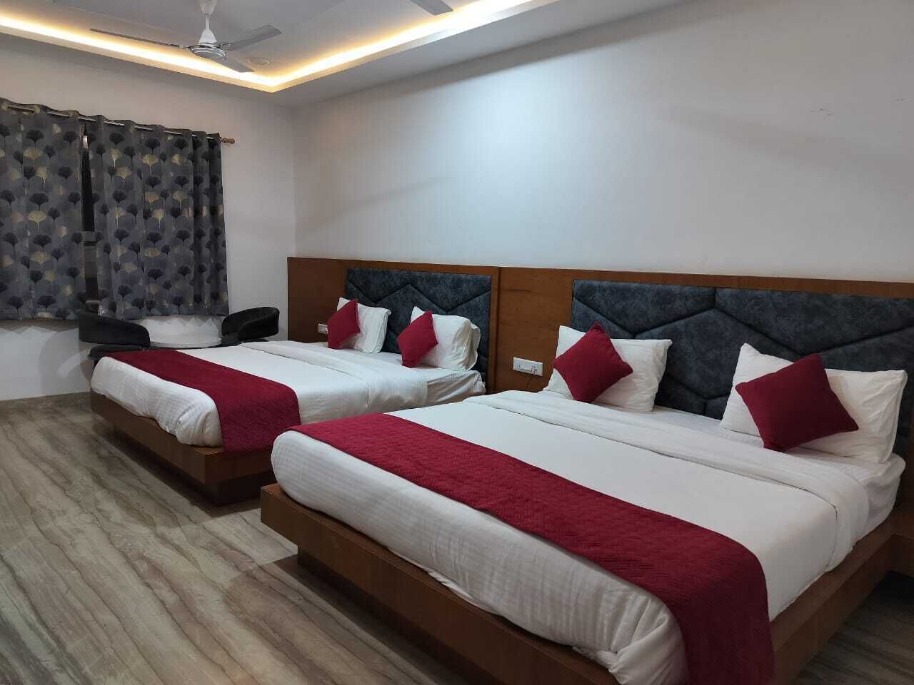 Hotel Brij Palace & Restaurant