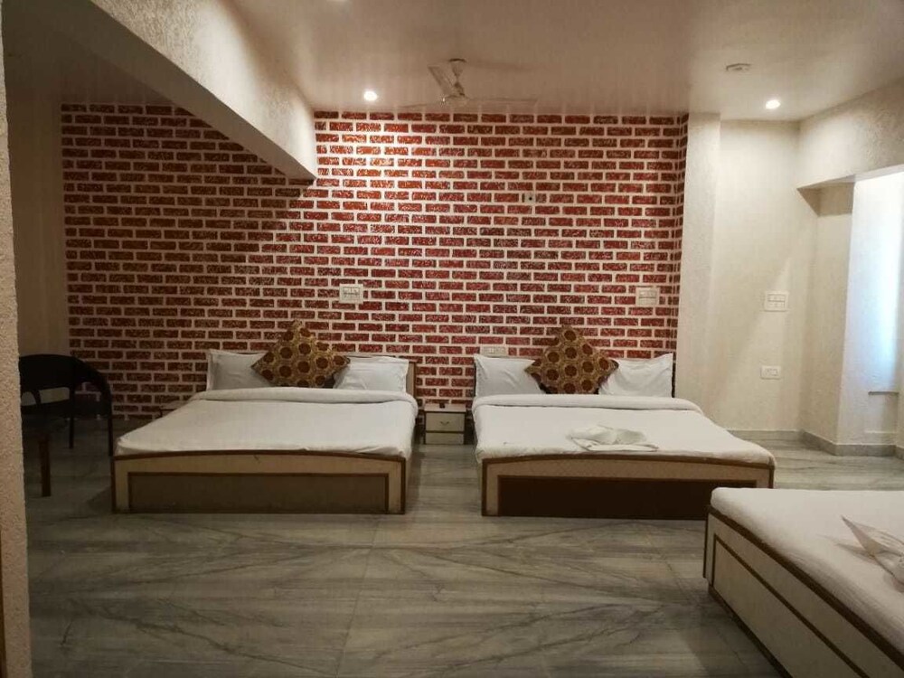 Hotel Darshan Palace