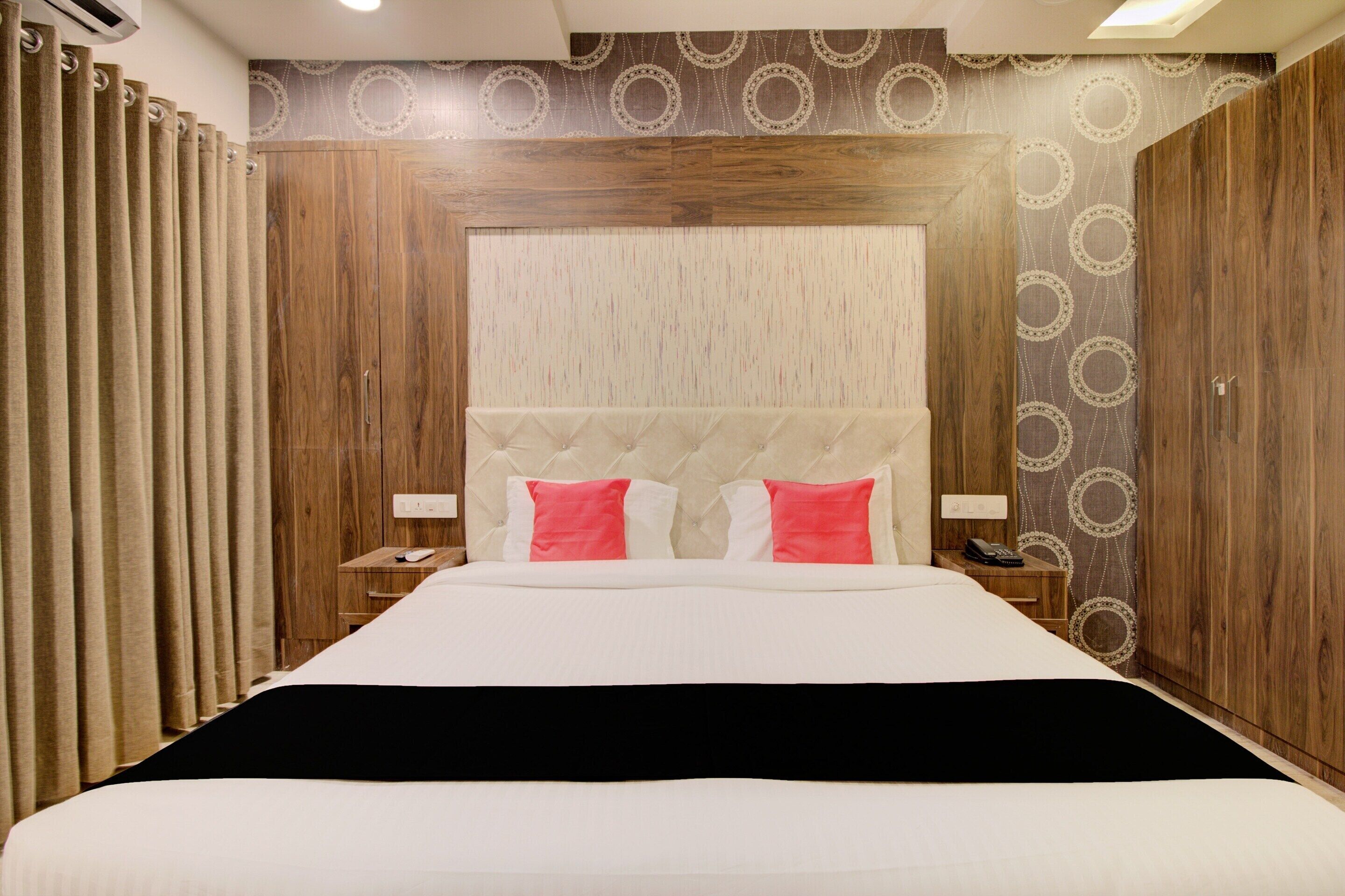 Hotel Krishnaraj by OYO Rooms