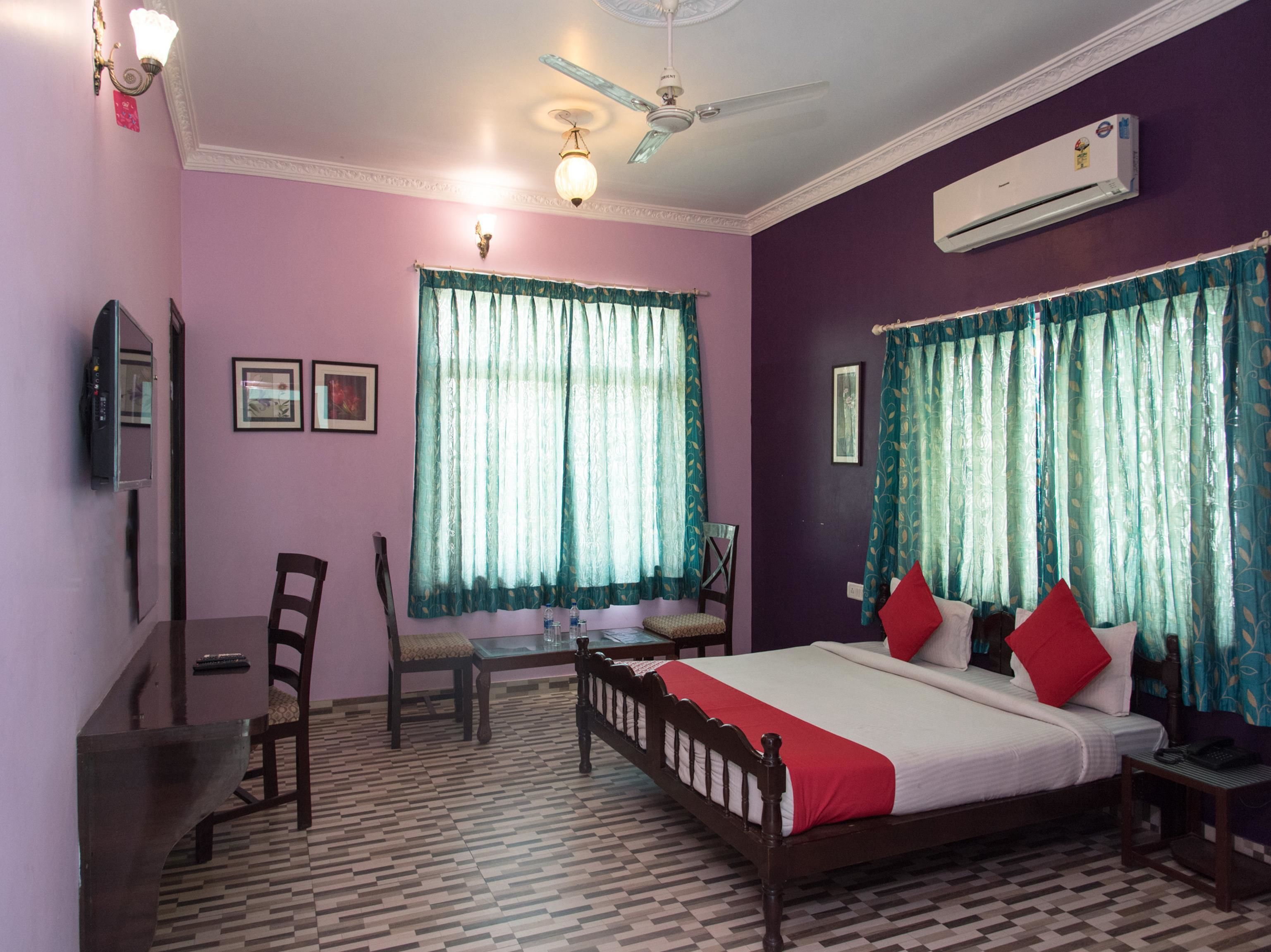 Hotel Manwar by OYO Rooms