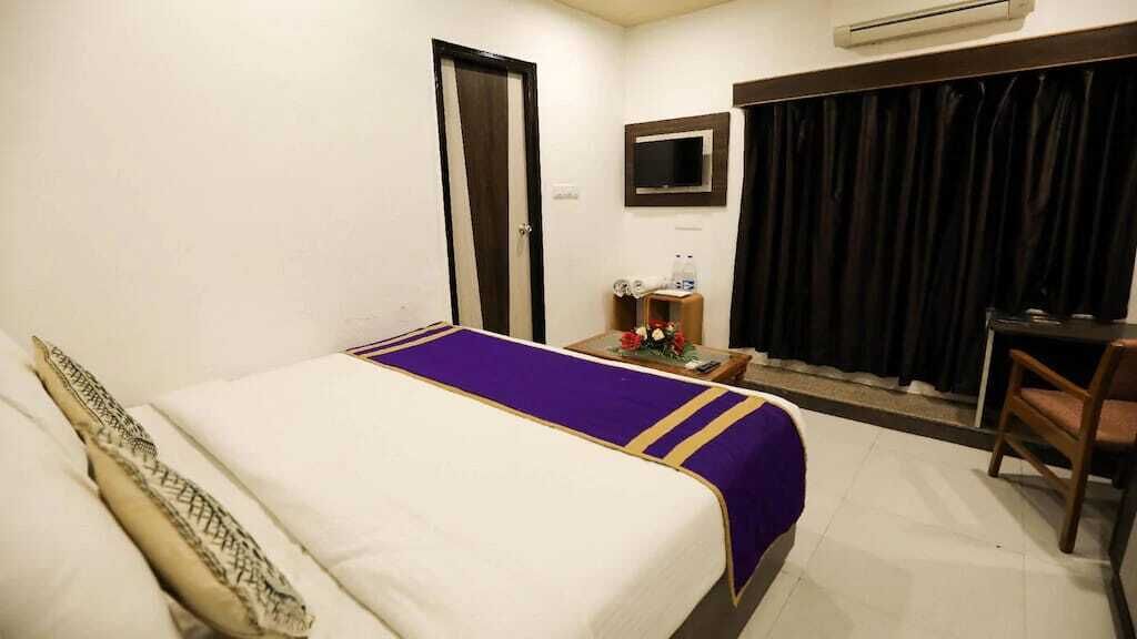 Hotel Opera Inn