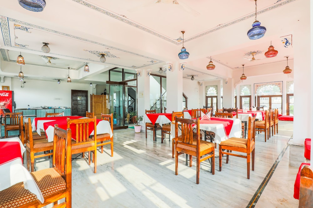 Hotel Pichola Haveli by FabHotels