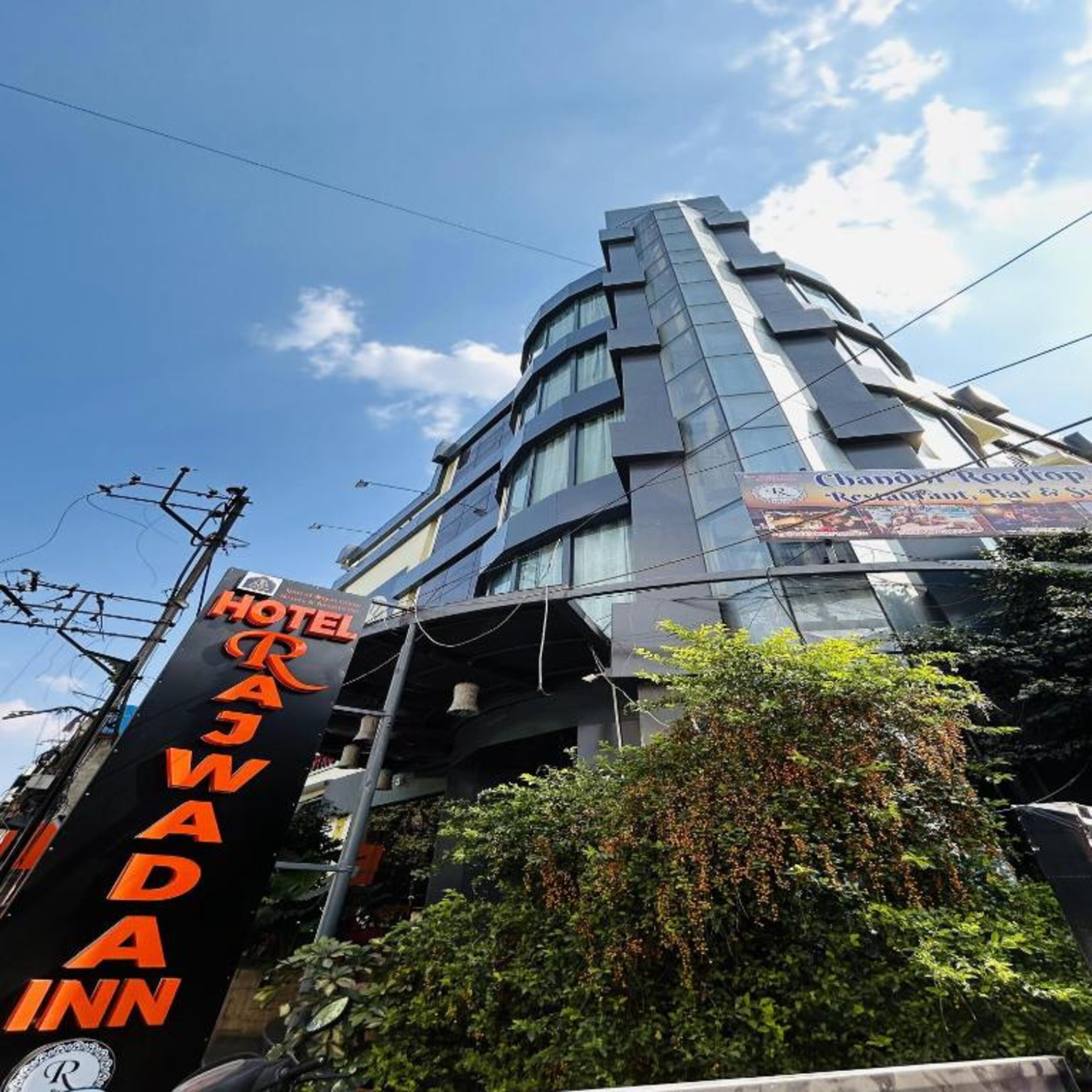 Hotel Rajwada Inn & Club