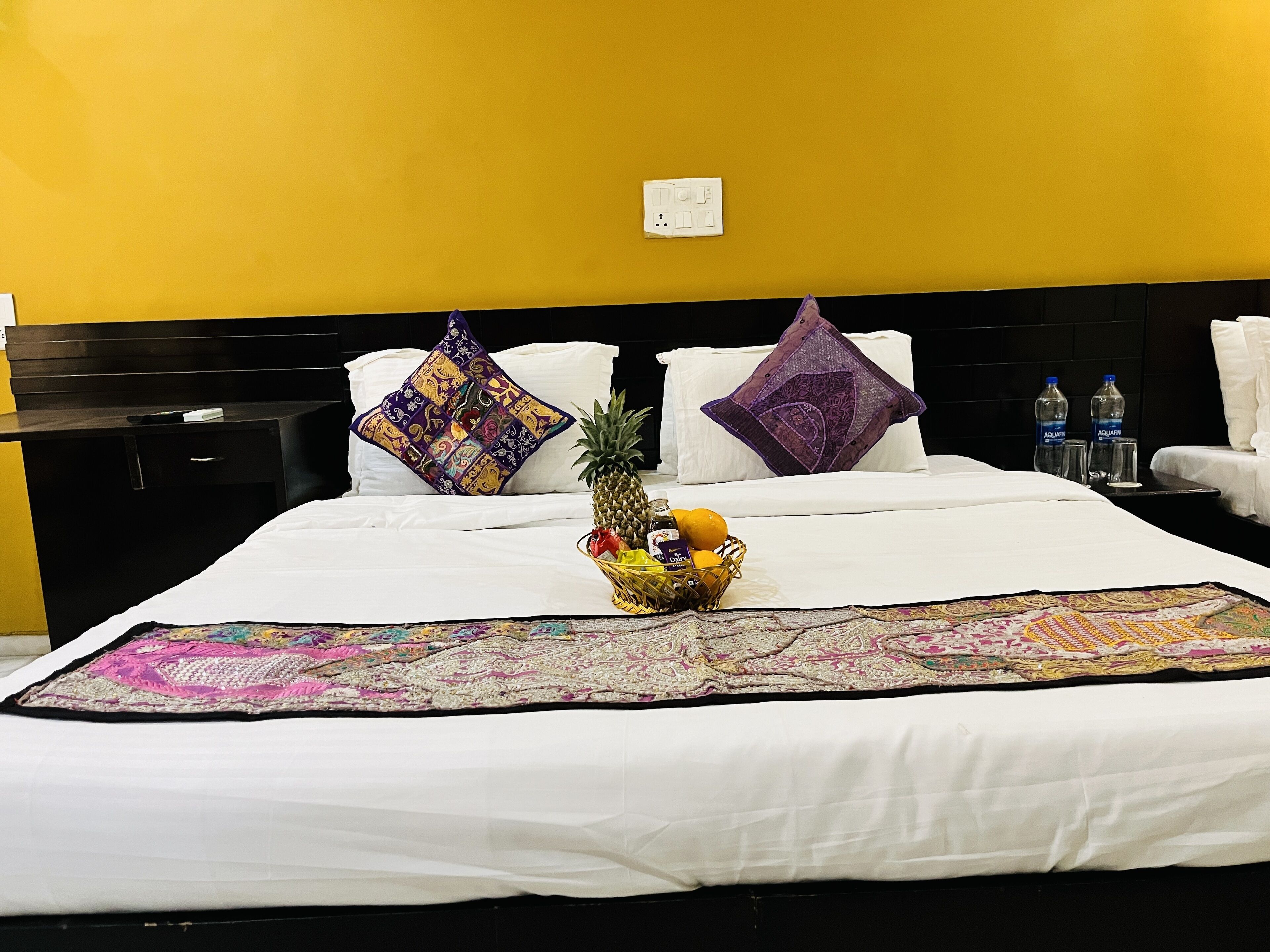Hotel Rajwada Inn & Club