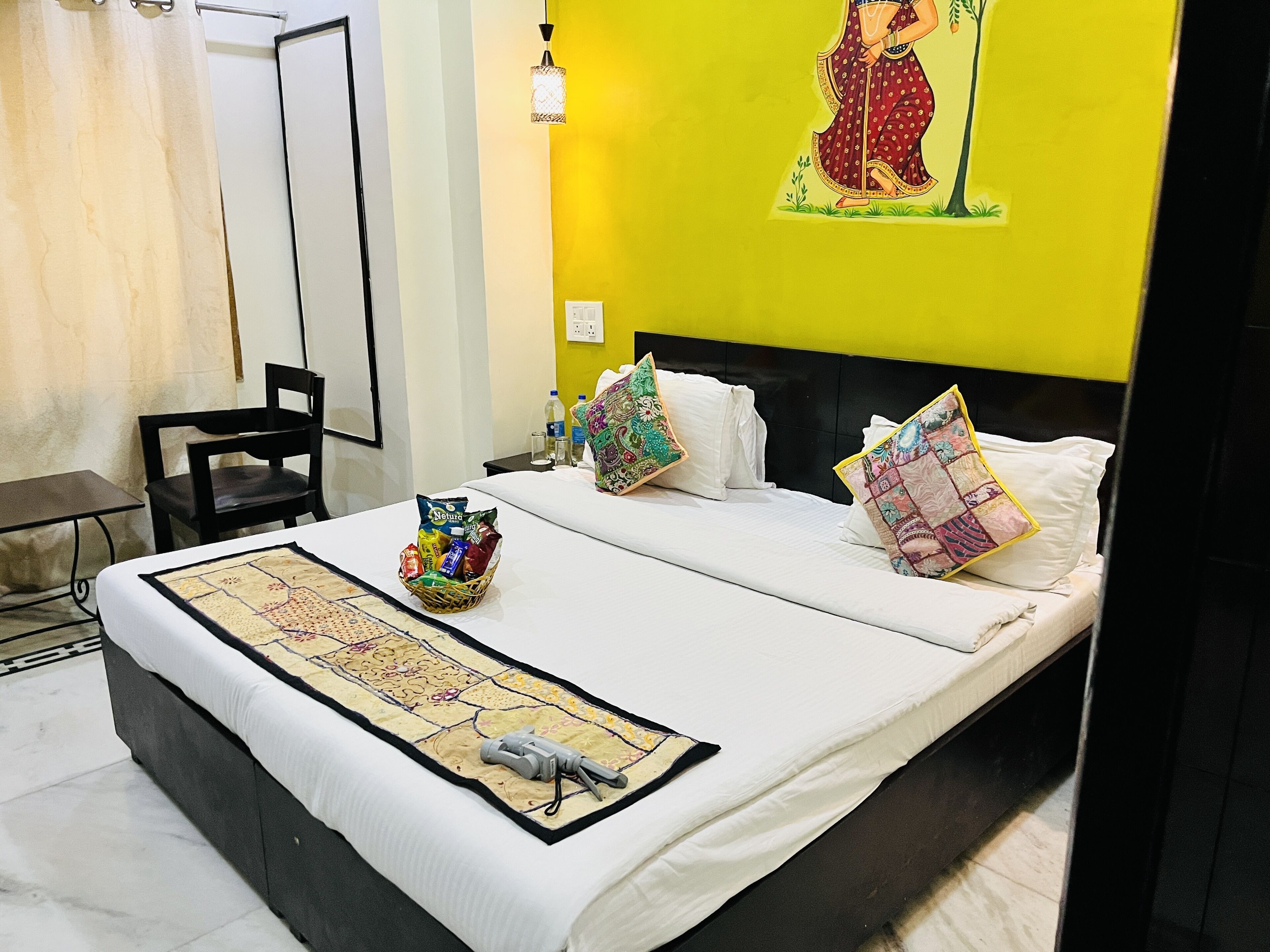 Hotel Rajwada Inn & Club