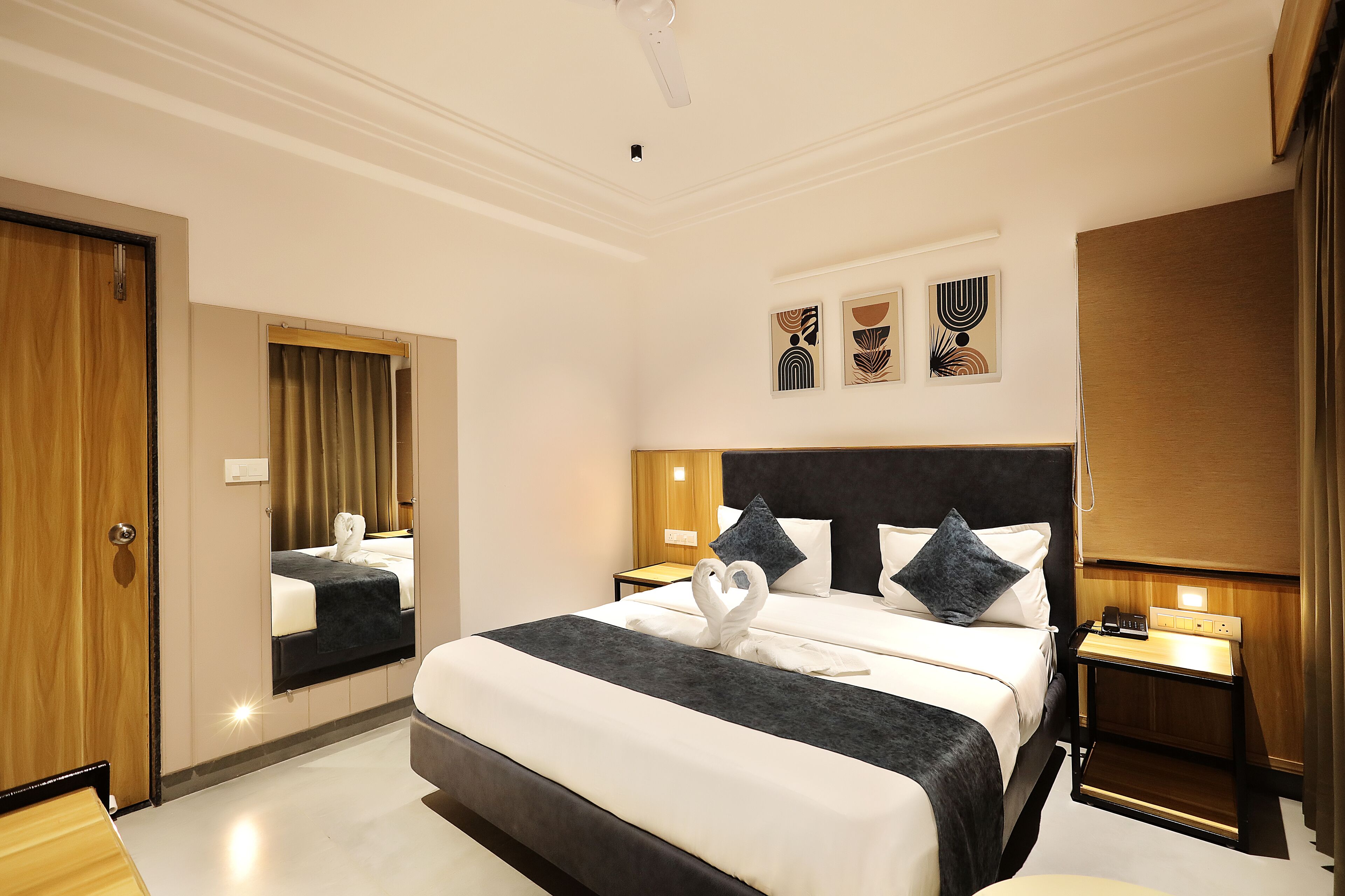 Hotel Sparkle Inn