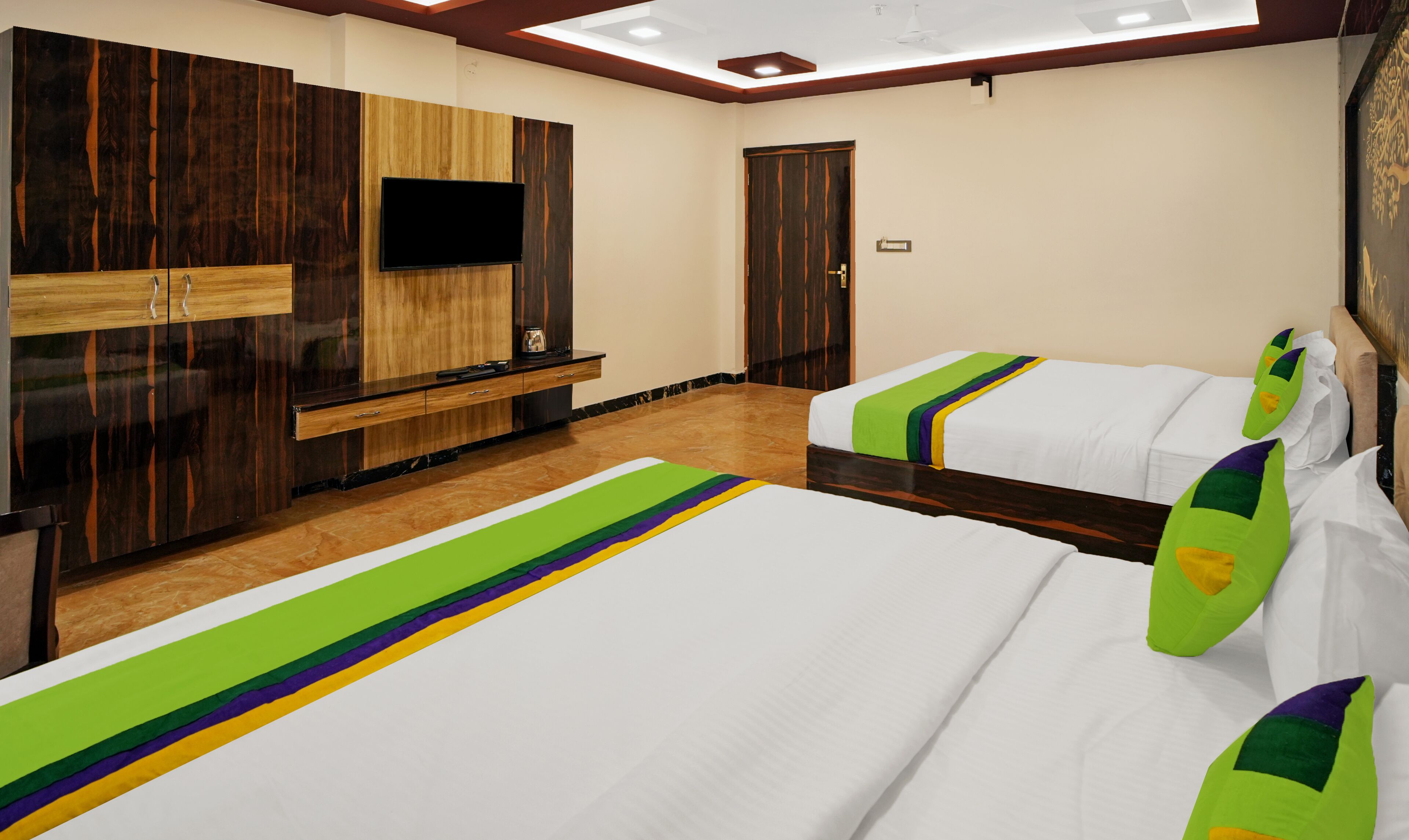 Itsy By Treebo Eagle Inn With Mountain