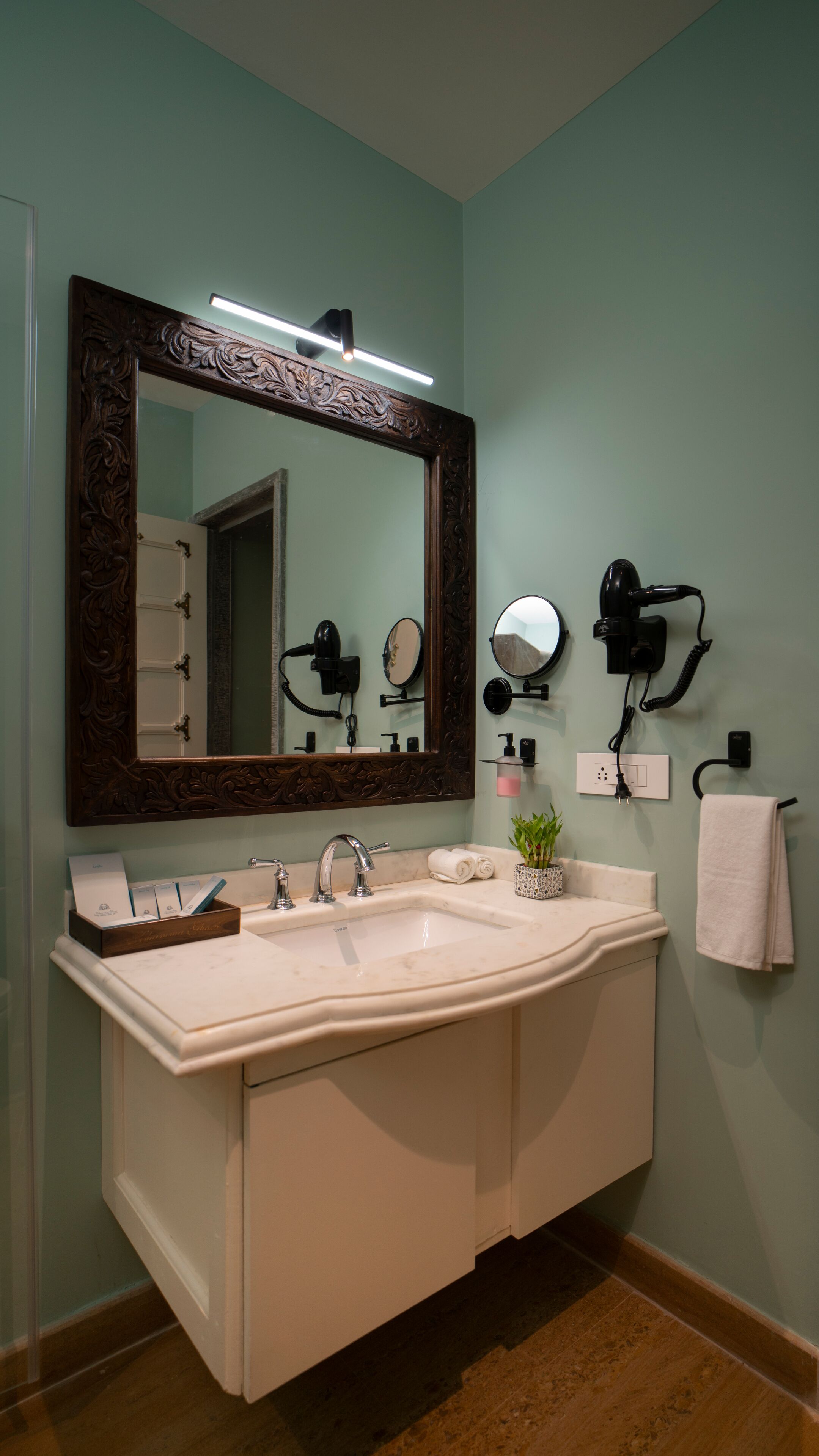 Khamma Ghani A Boutique Hotel