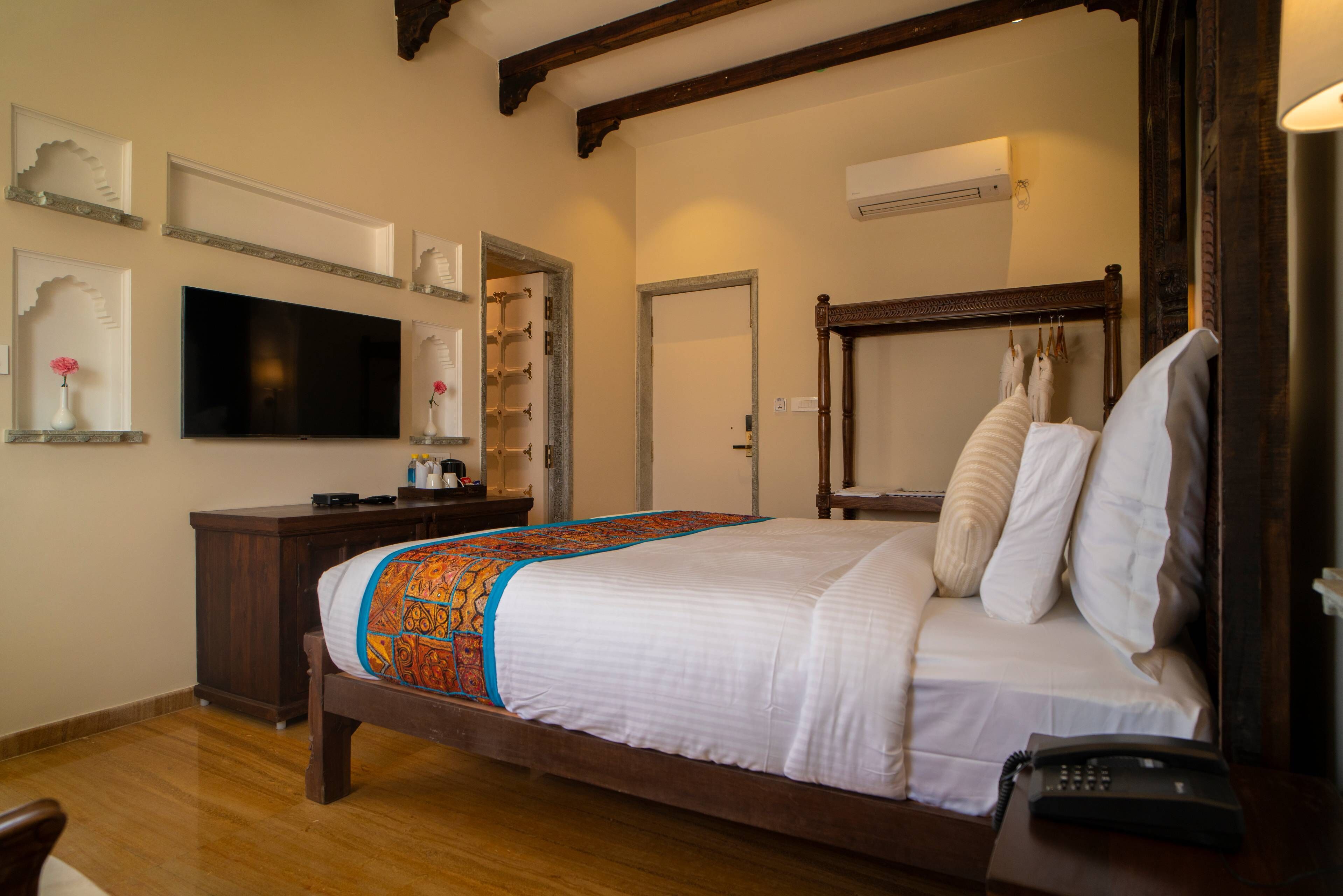 Khamma Ghani A Boutique Hotel