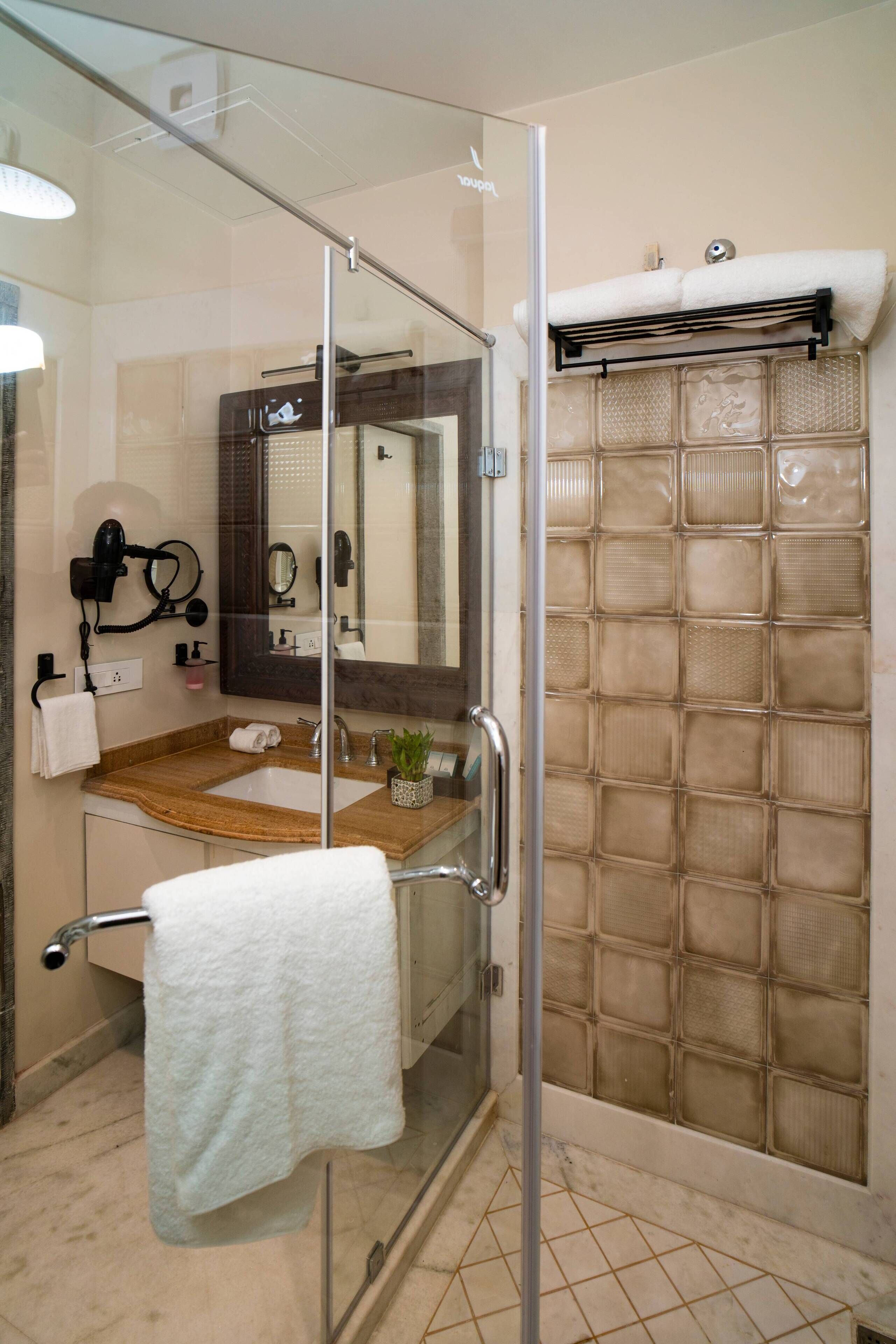 Khamma Ghani A Boutique Hotel