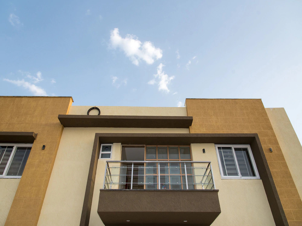 OYO 13273 Home Luxury Stay Airport Road
