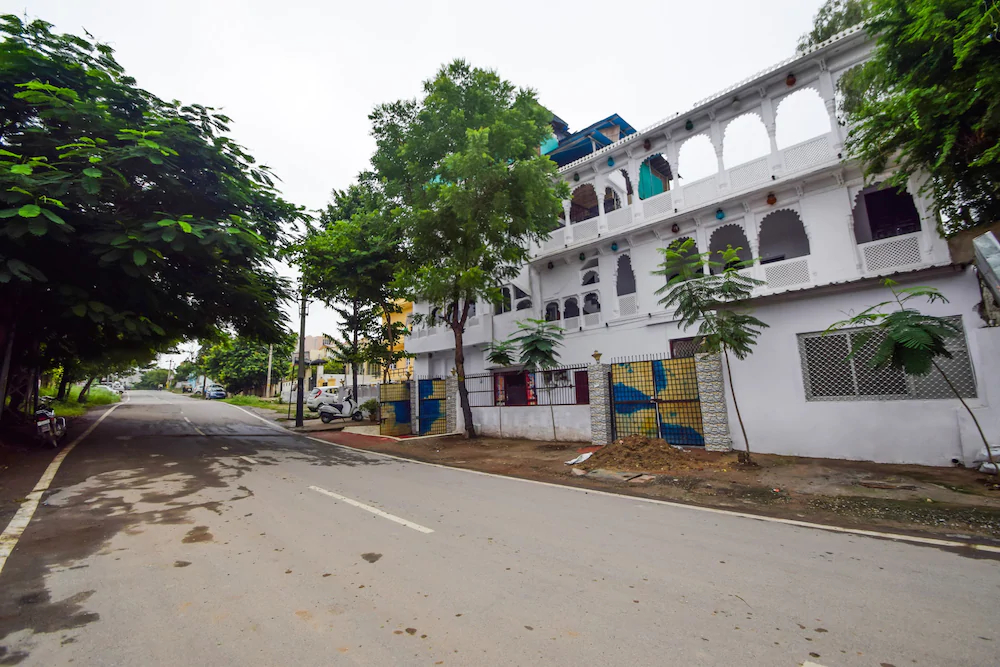 OYO 18608 The Haveli