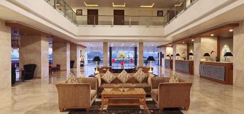 Radisson Blu Udaipur Palace Resort & Spa