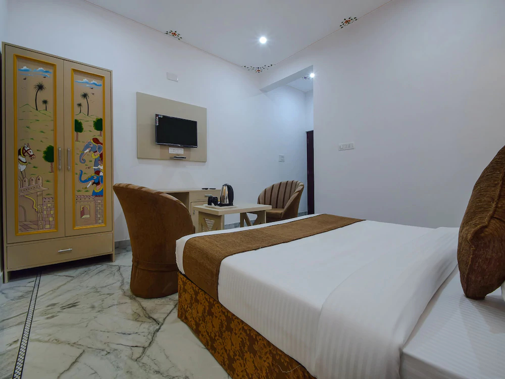 Shiv Villa By OYO Rooms