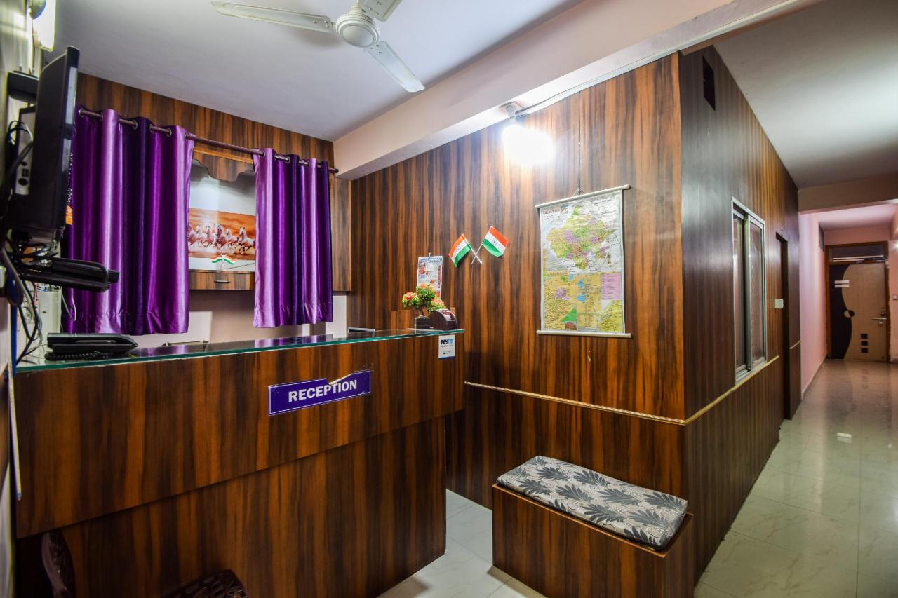 Shreenathji Inn by OYO Rooms