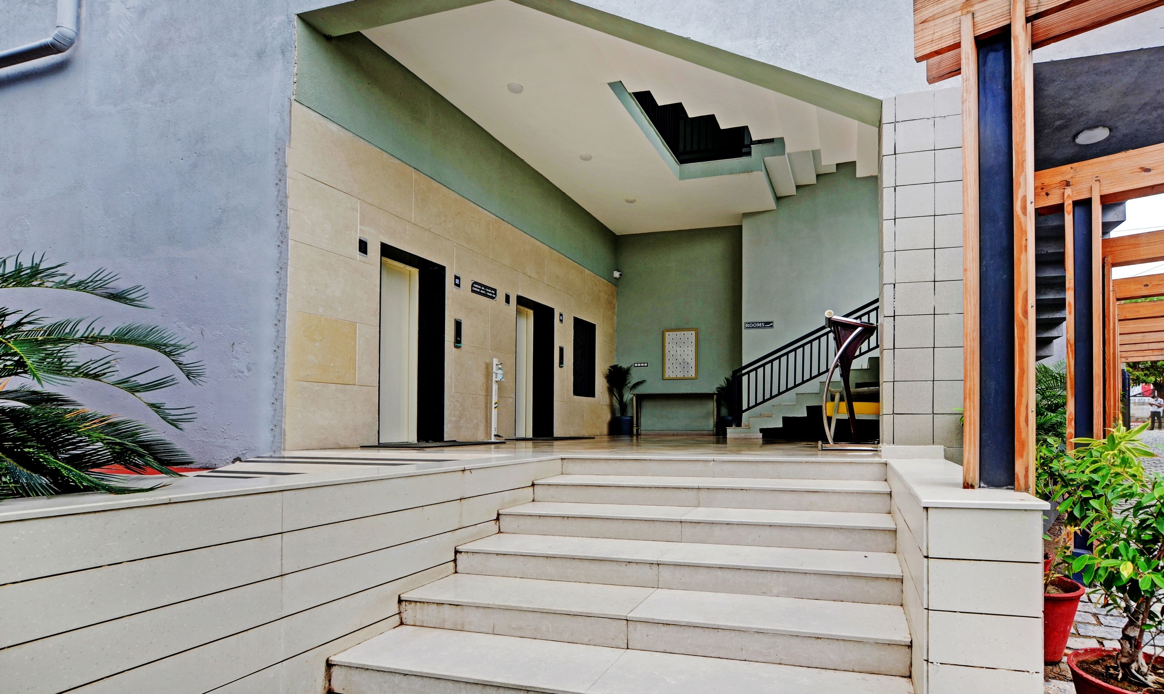 Treebo Tryst SR House