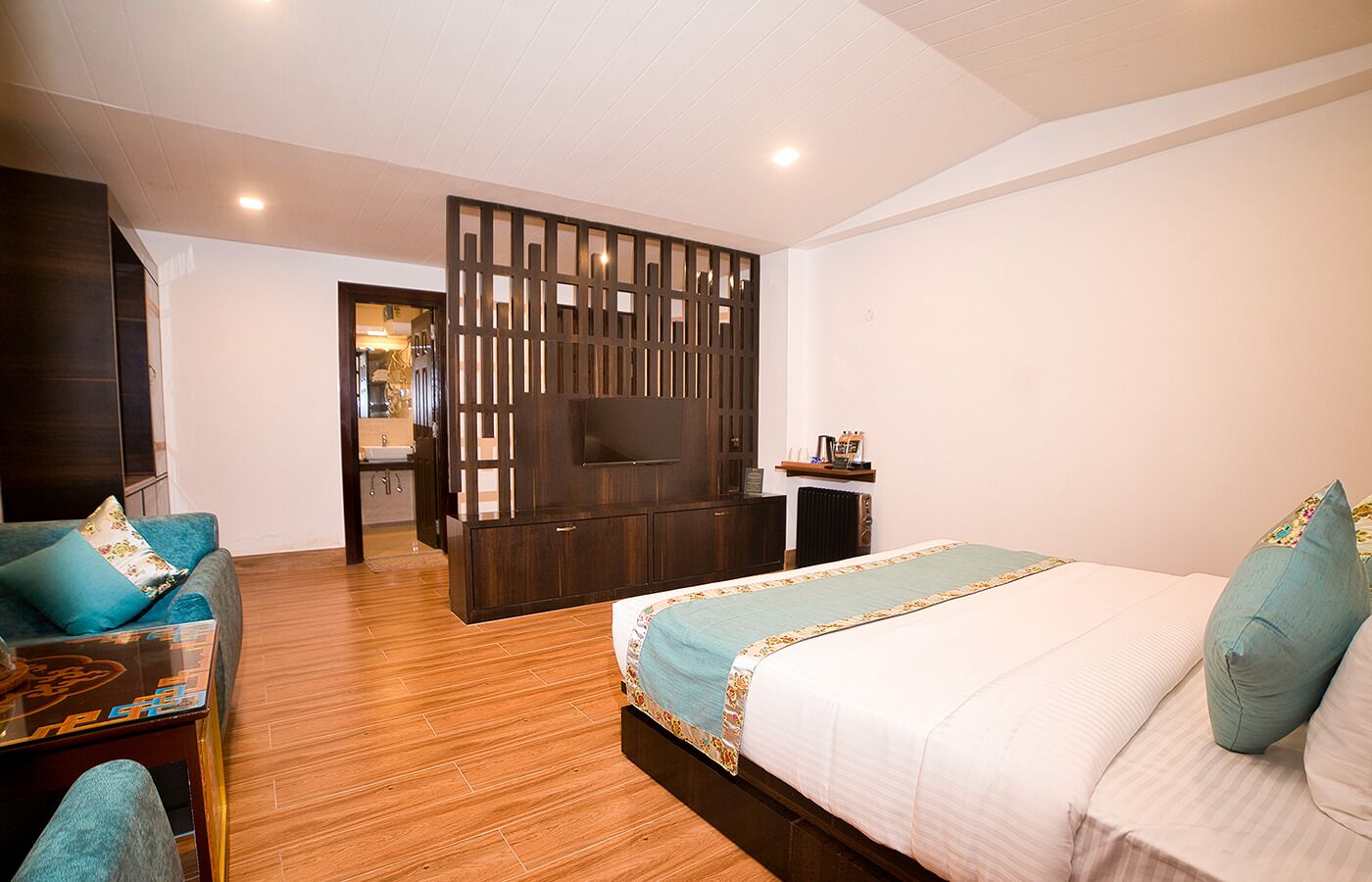 Glenz Resort
