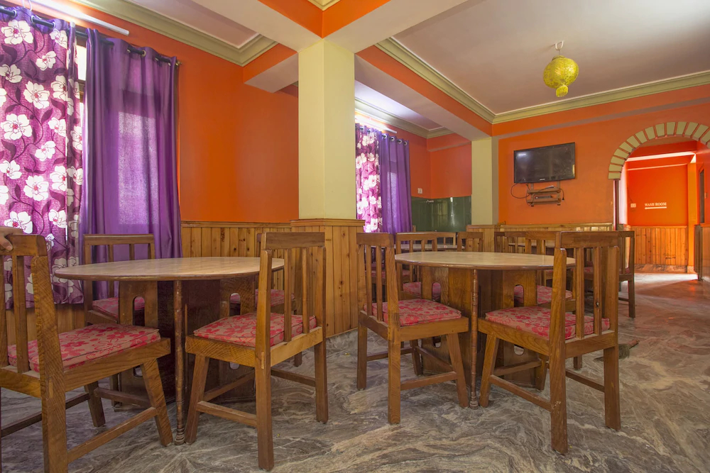 Hotel Chittiz by OYO Roooms