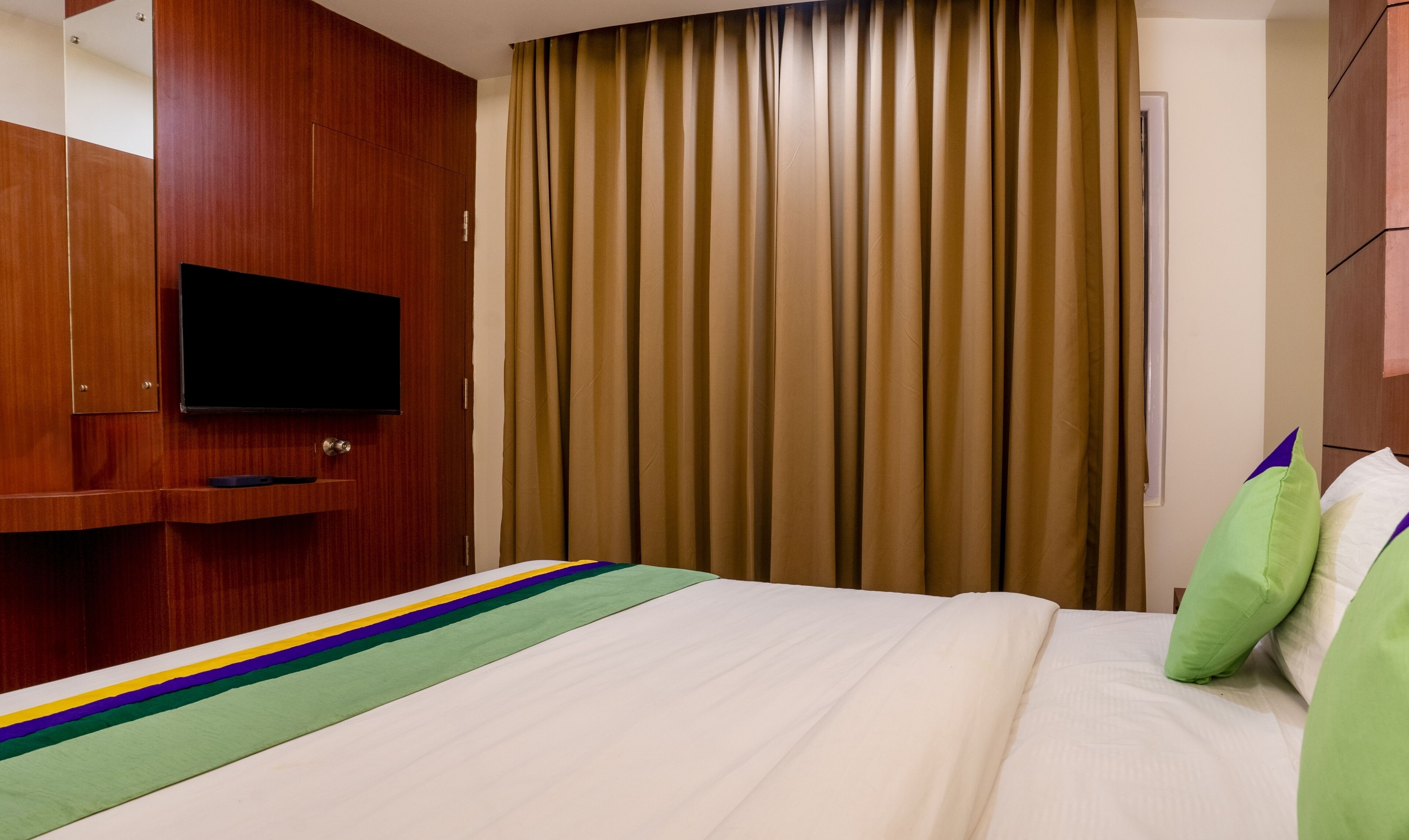Hotels Meraki Grand By Treebo