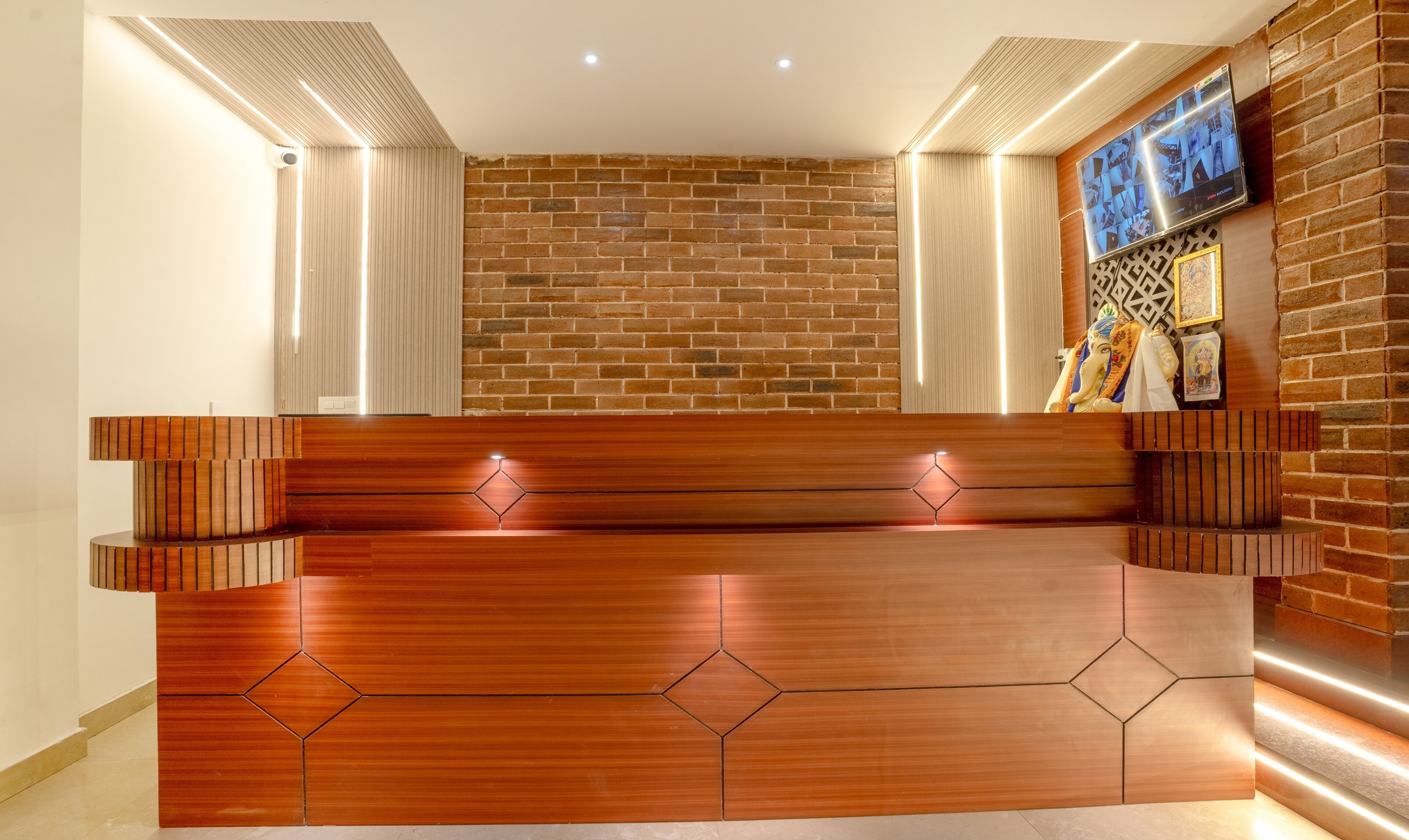 Hotels Meraki Grand By Treebo