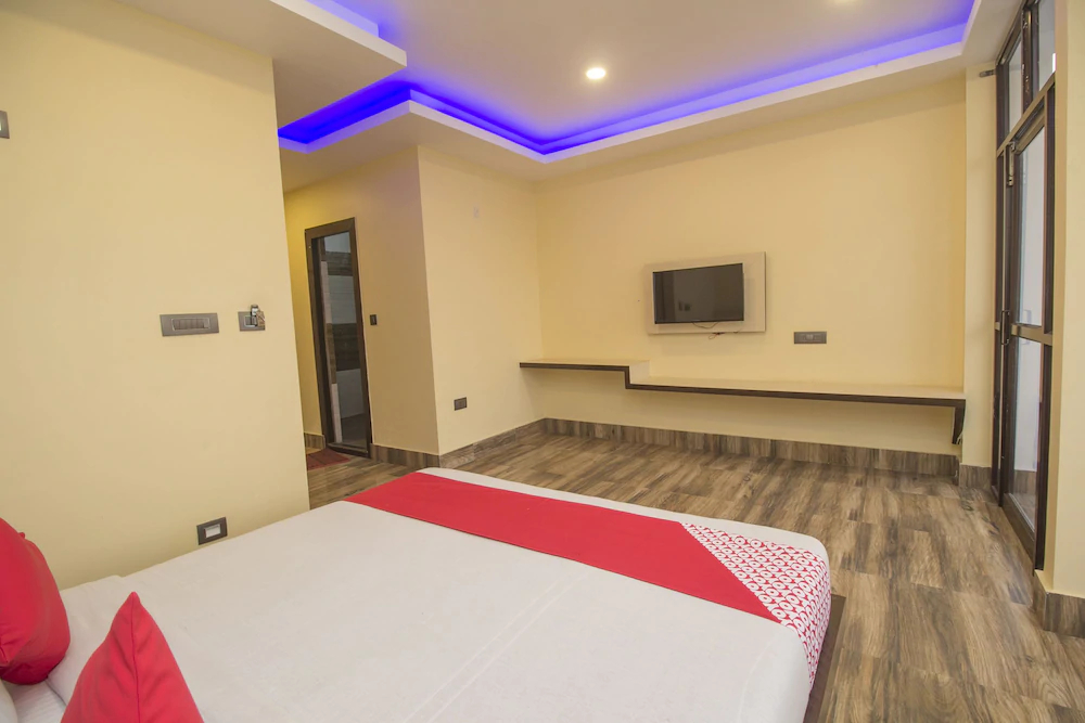 Hotel Blue Sapphire By OYO Rooms