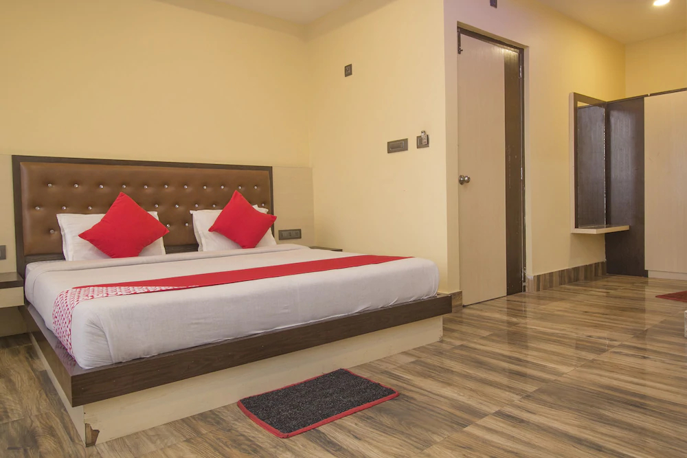Hotel Blue Sapphire By OYO Rooms