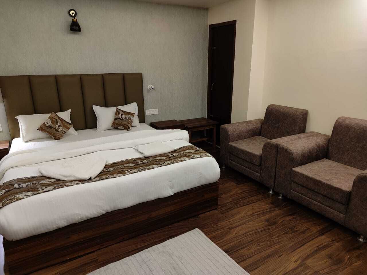 Divsai Retreat