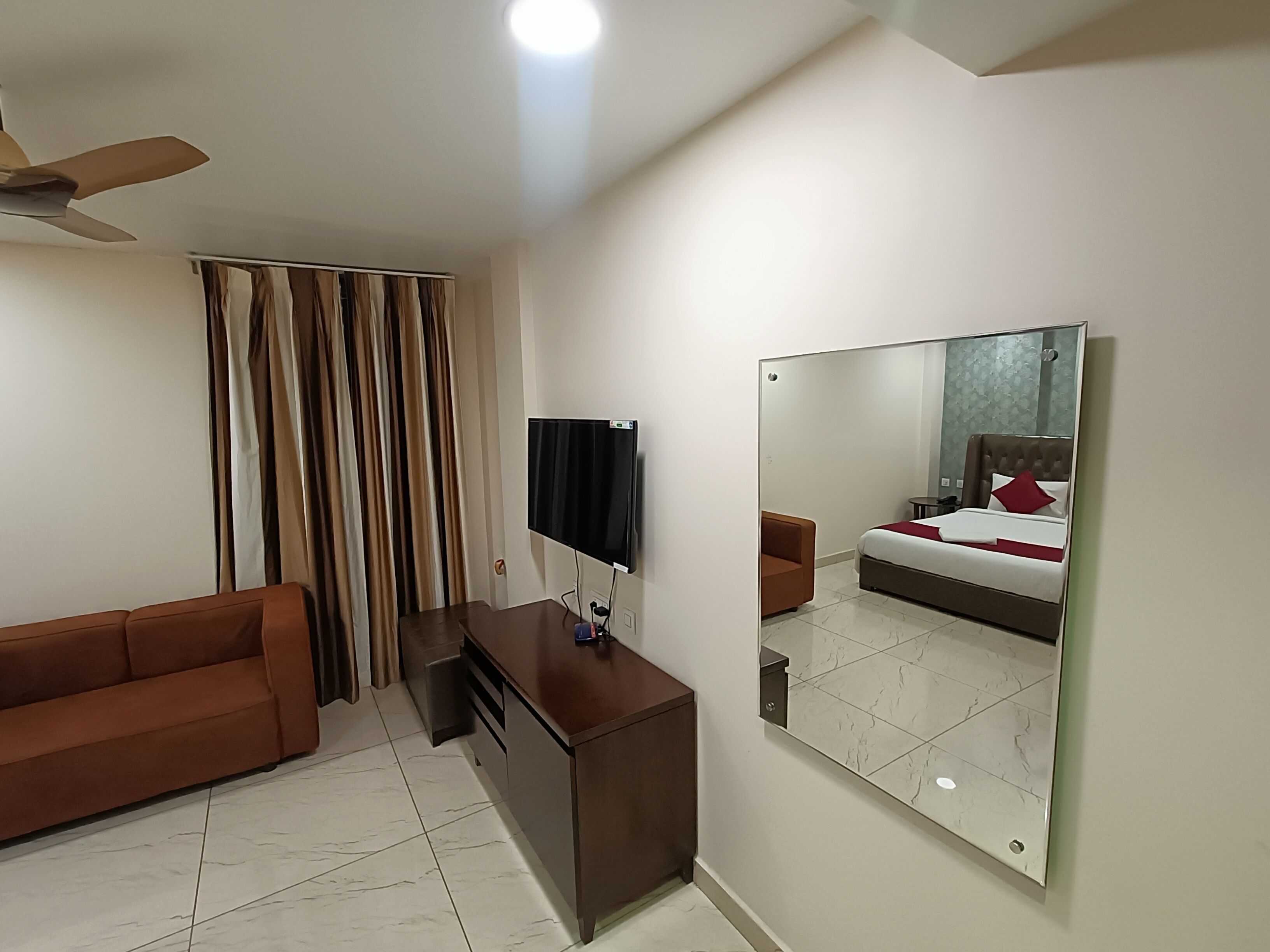 Hotel Akshay Grand