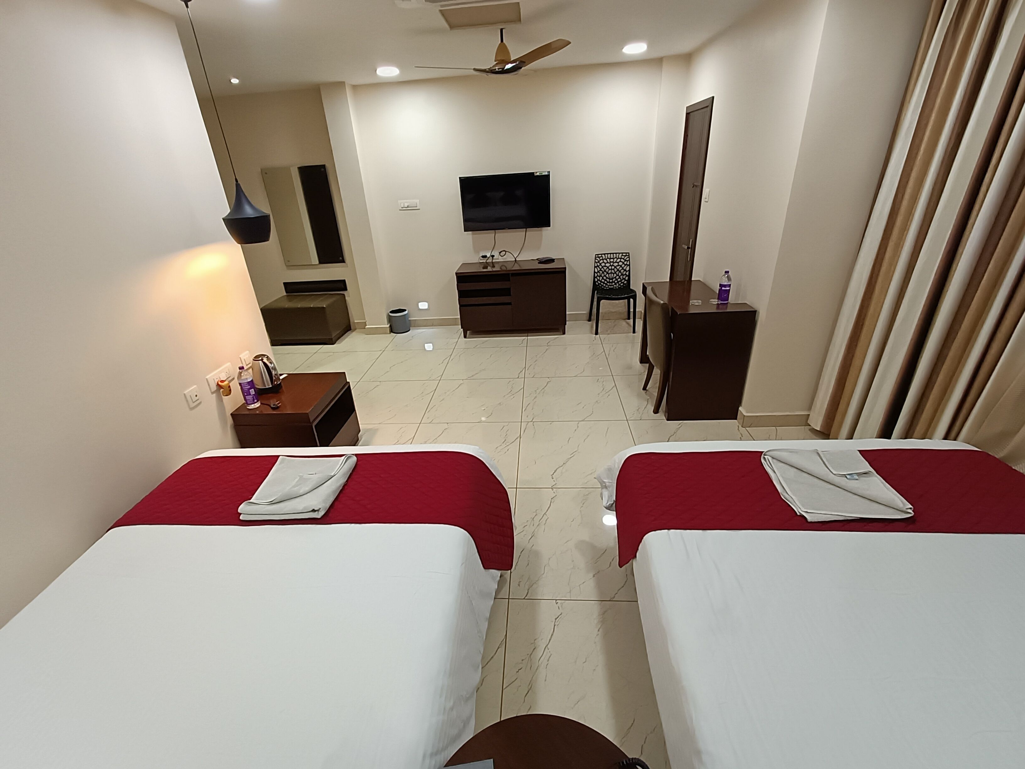 Hotel Akshay Grand