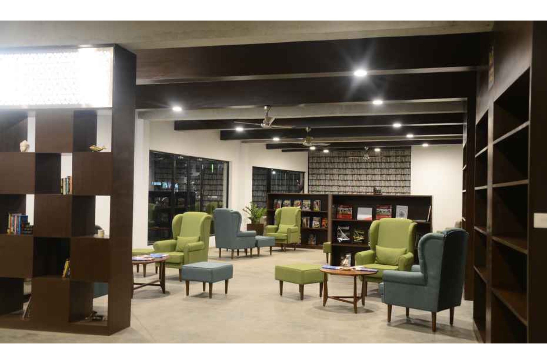 MWC Club by Downtown