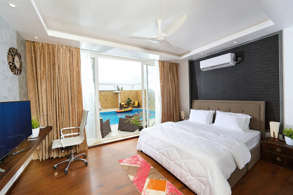 Den's Beach House