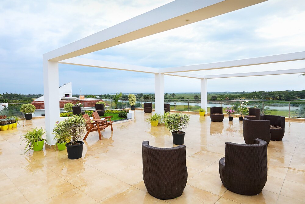 Den's Beach House
