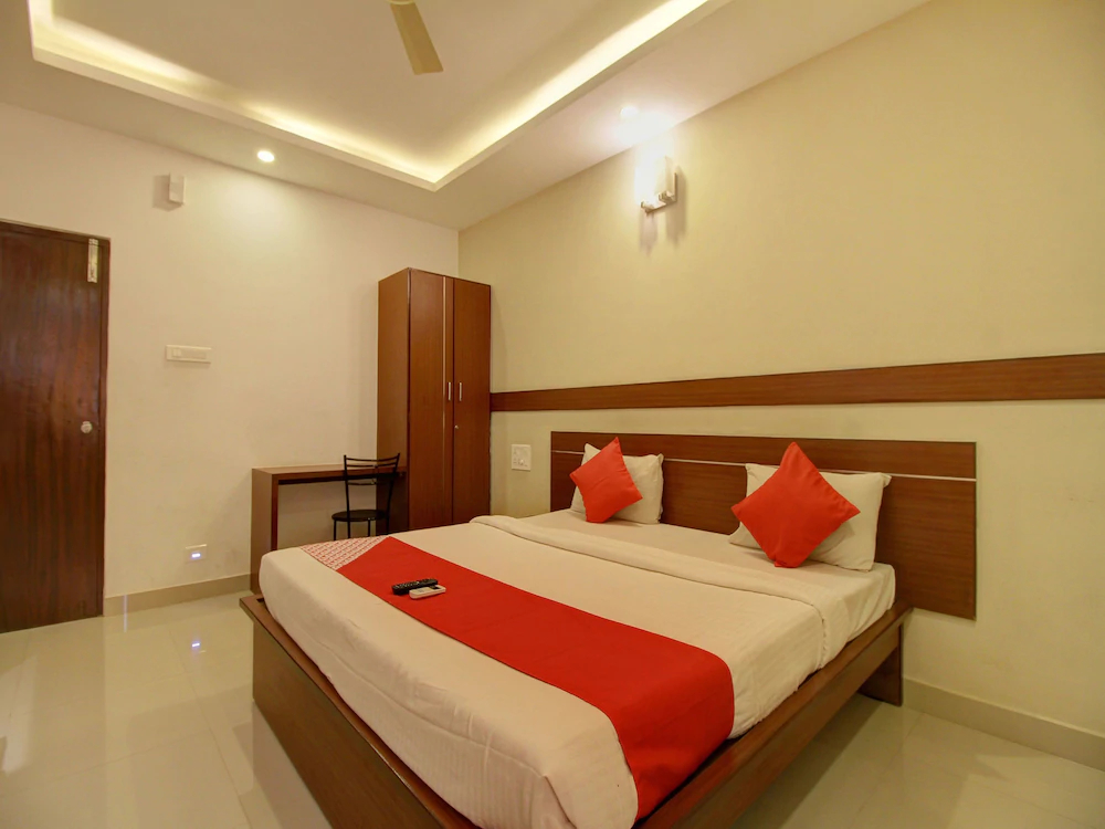Apartment Krish Inn by OYO Rooms
