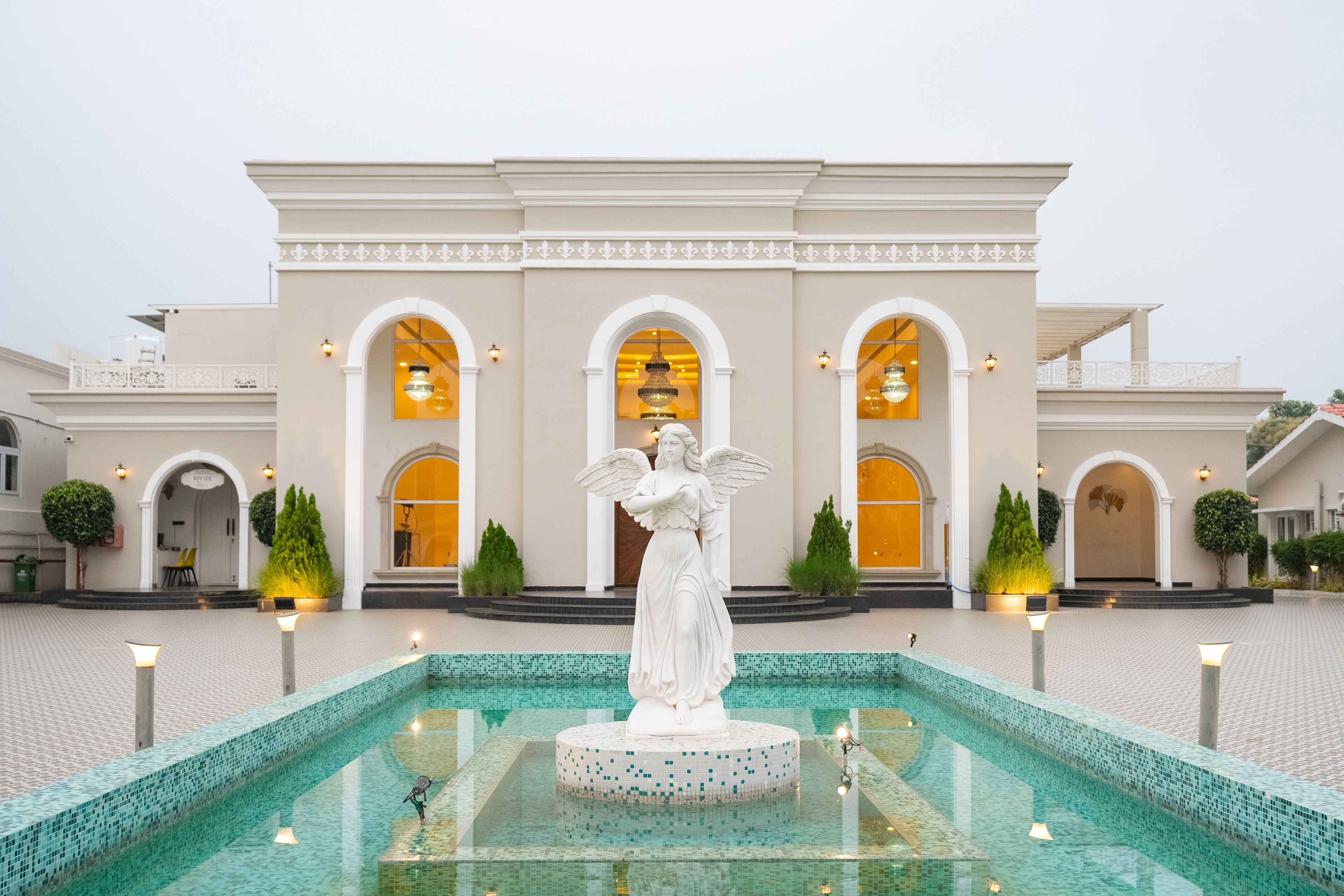 Csr Landmark Resorts