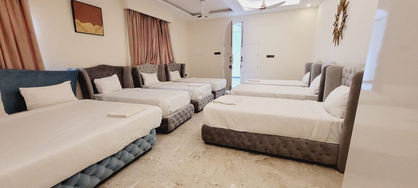 Csr Landmark Resorts
