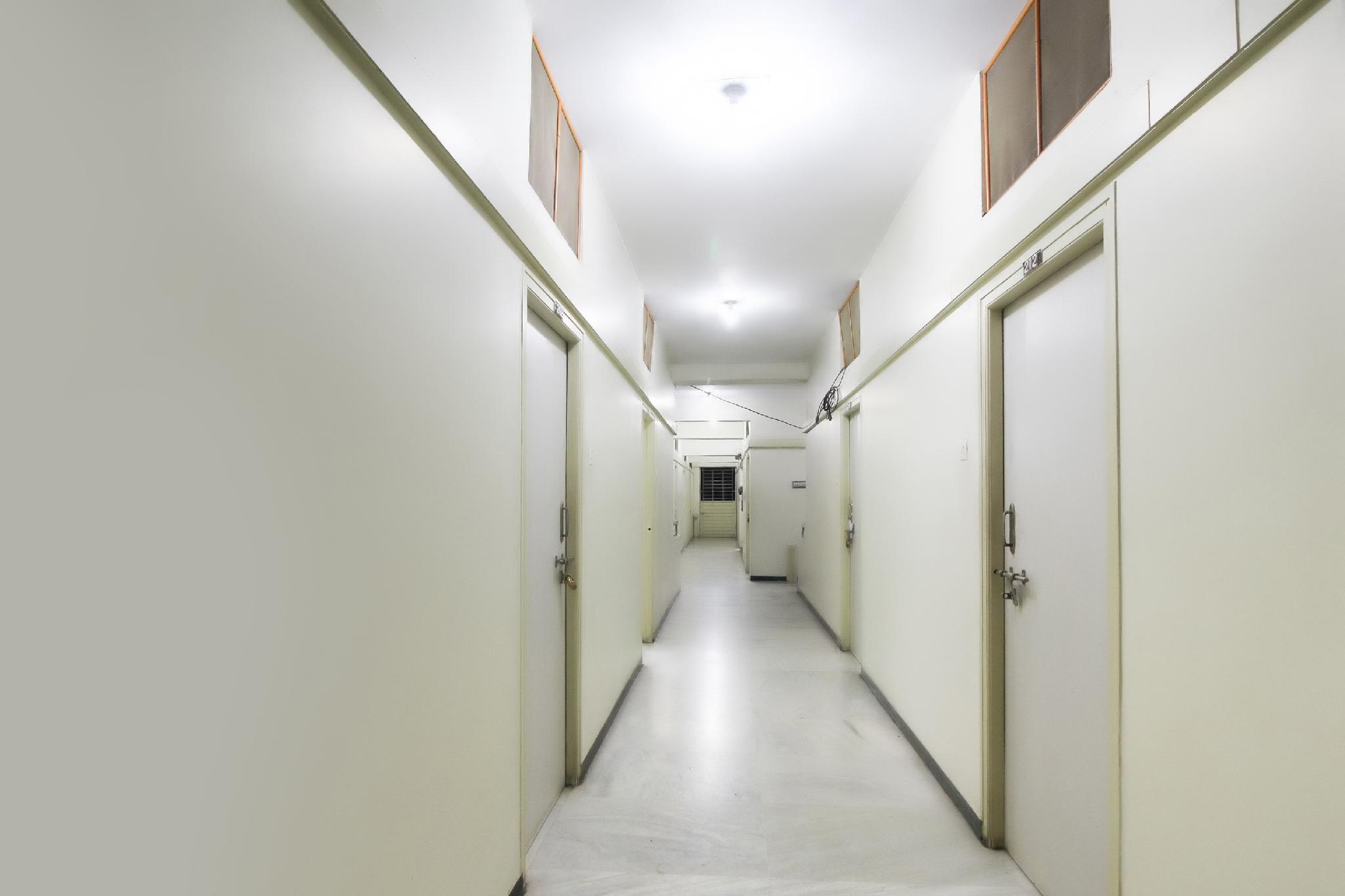 Ganapathy Lodge by OYO Rooms