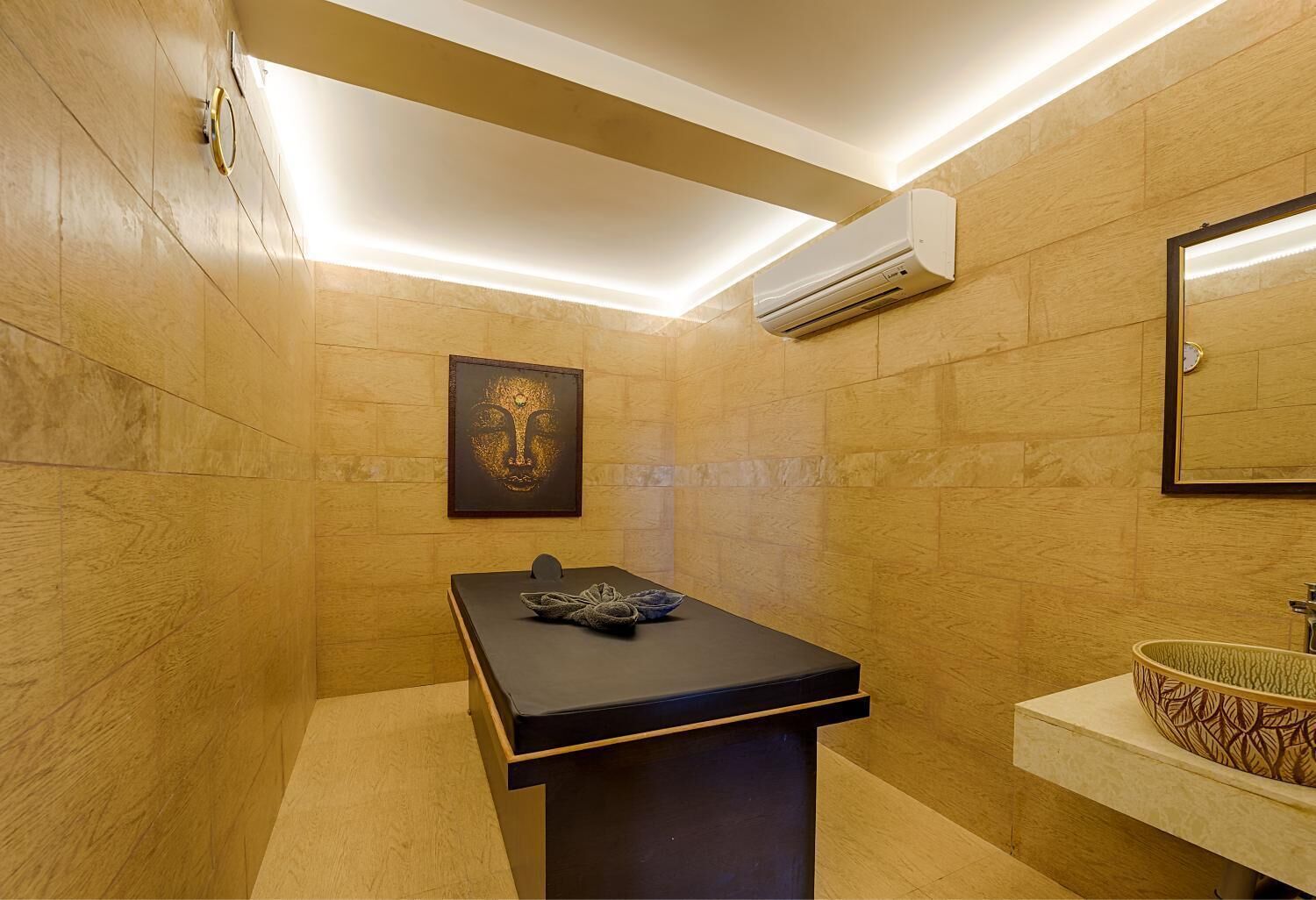 Hotel Chenthur Park