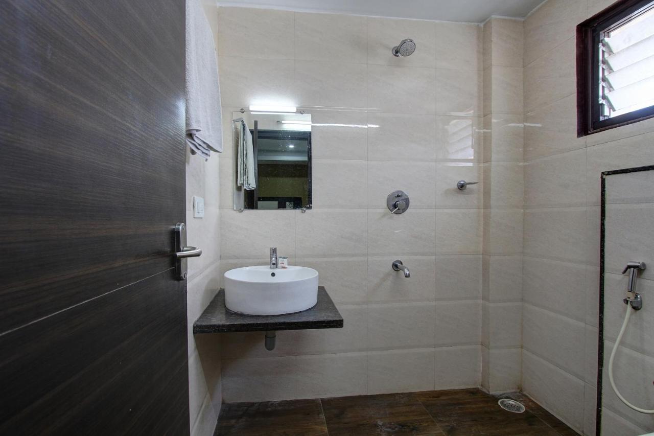 Hotel Insta by OYO Rooms