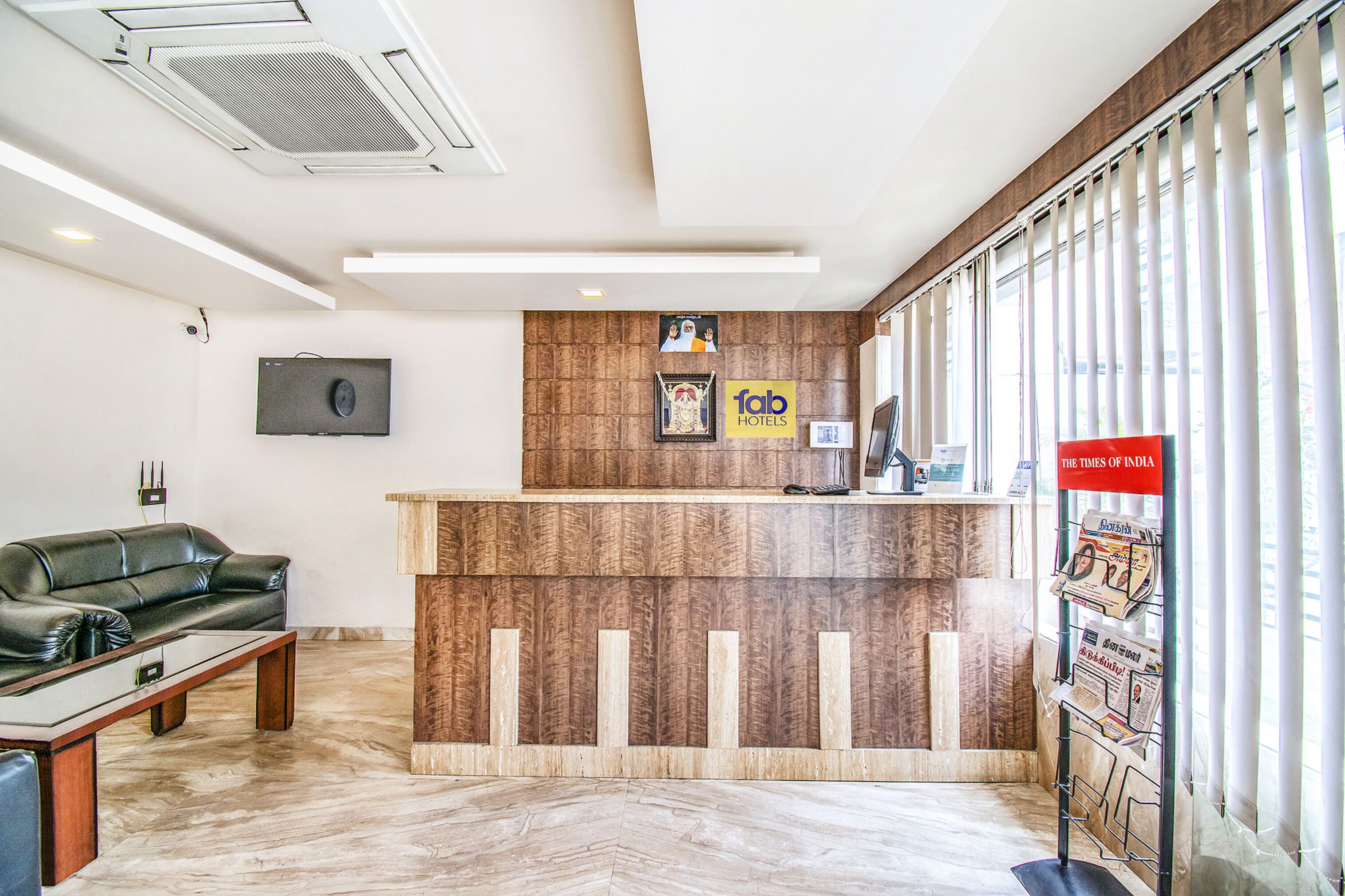 Hotel Royal Castle Inn by FabHotels