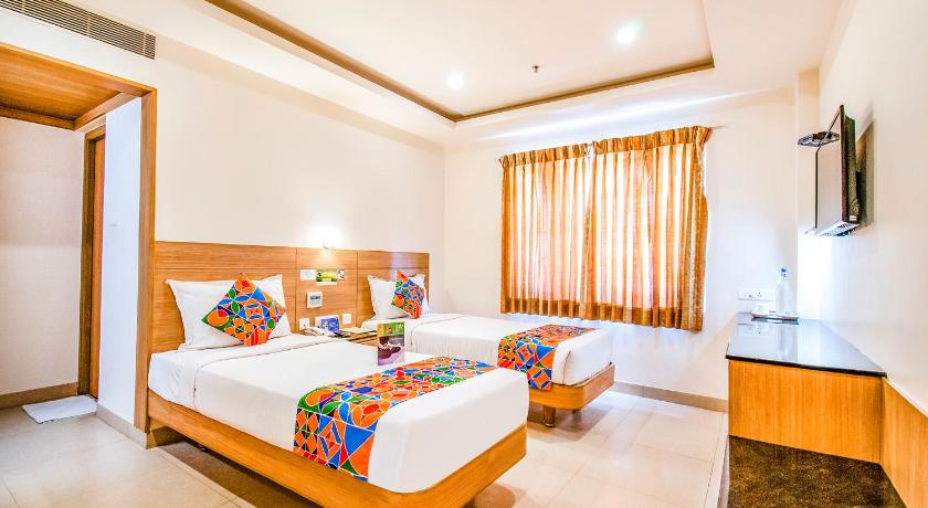 Hotel Royal Castle Inn by FabHotels