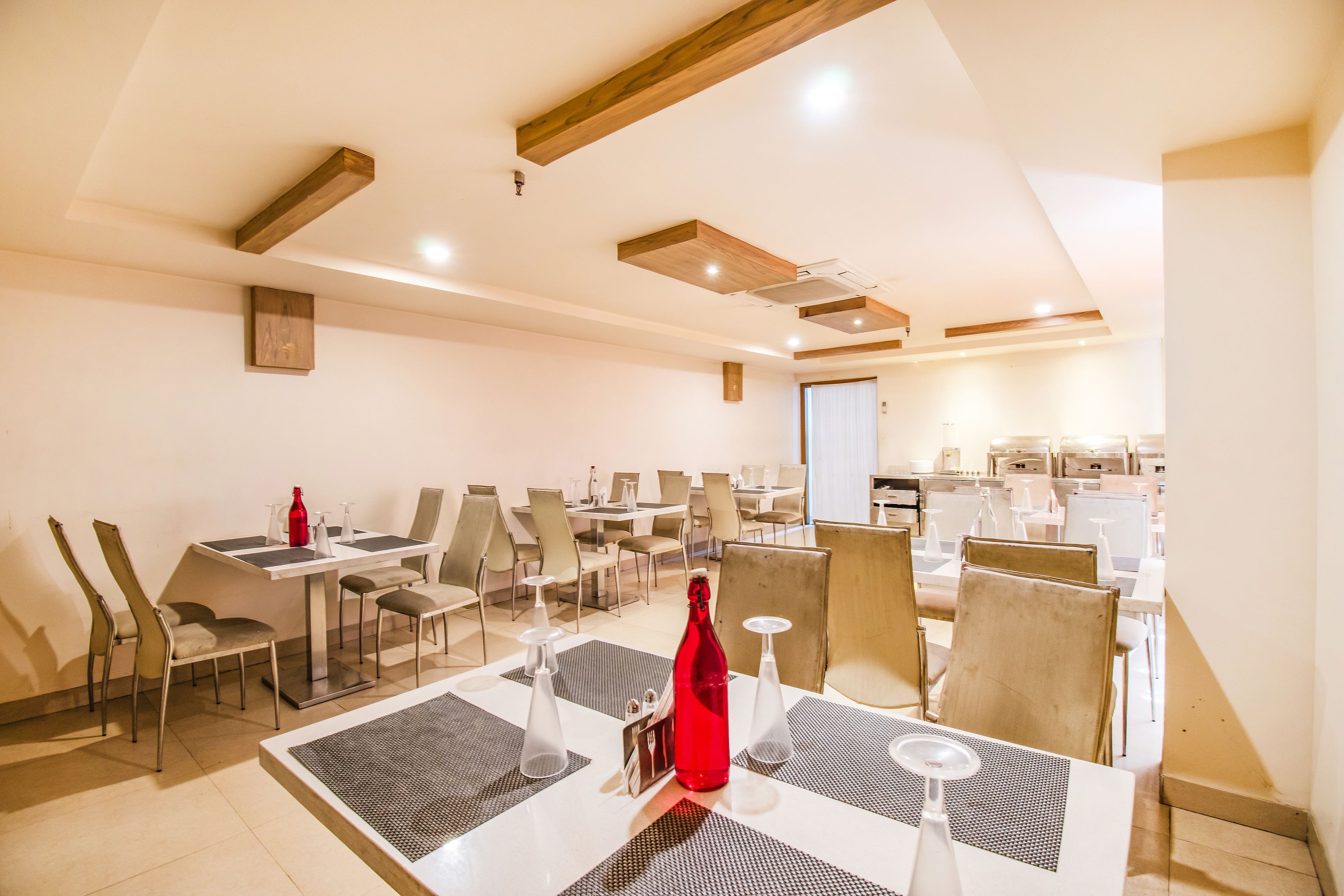 Hotel Royal Castle Inn by FabHotels