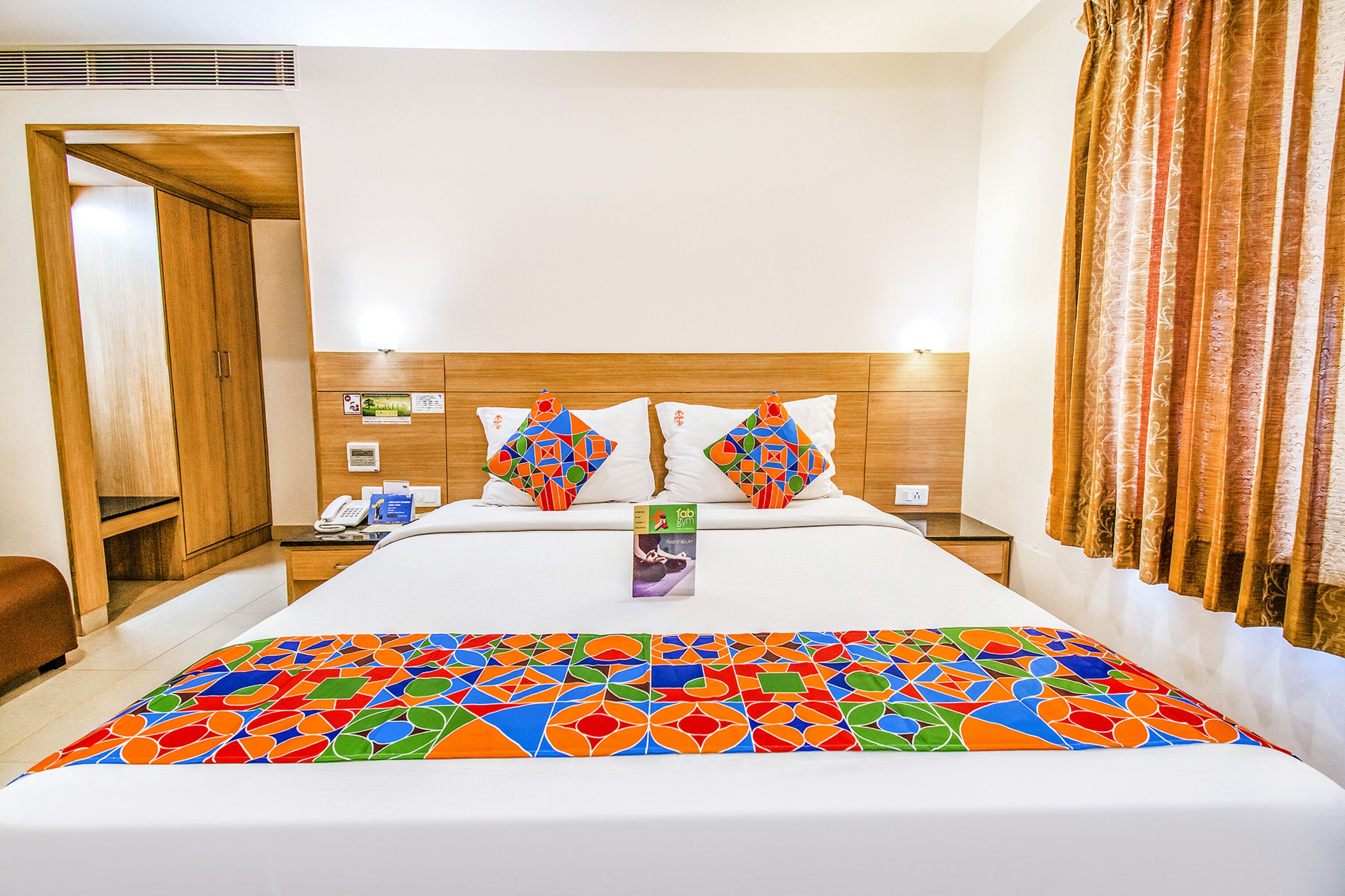 Hotel Royal Castle Inn by FabHotels