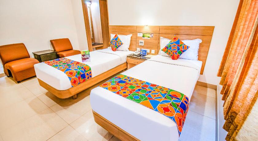 Hotel Royal Castle Inn by FabHotels