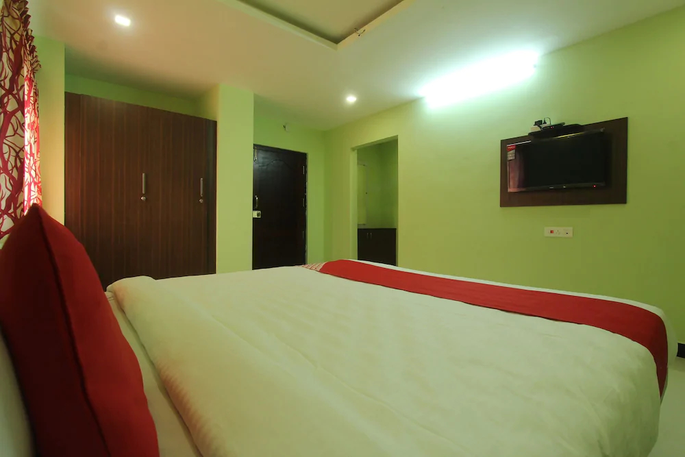 Jr Guest Home by OYO Rooms