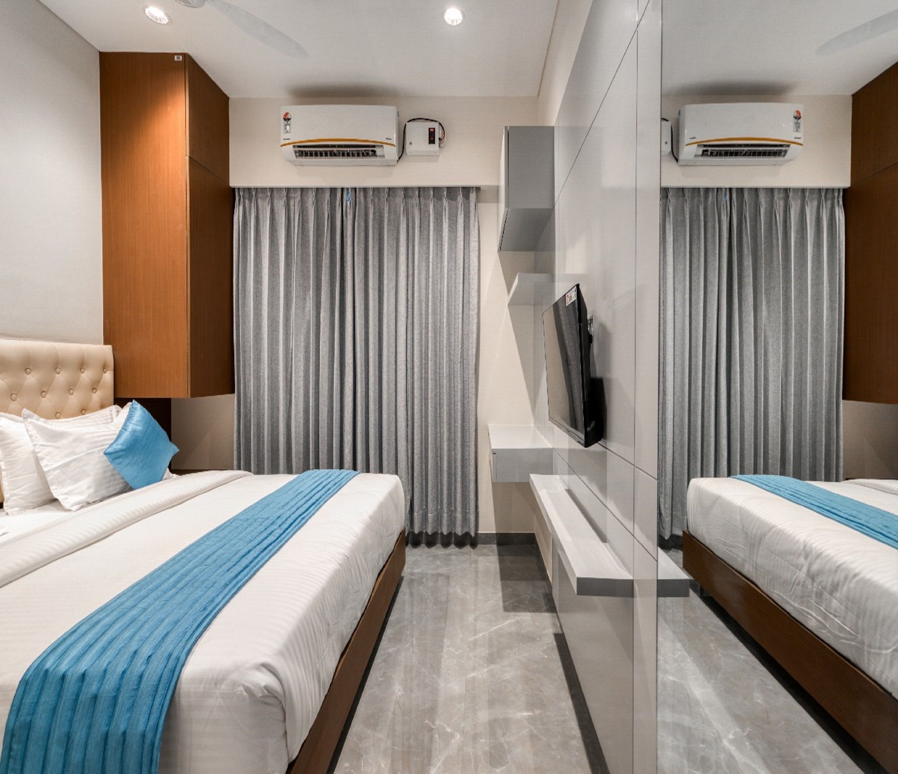 J Square Inn