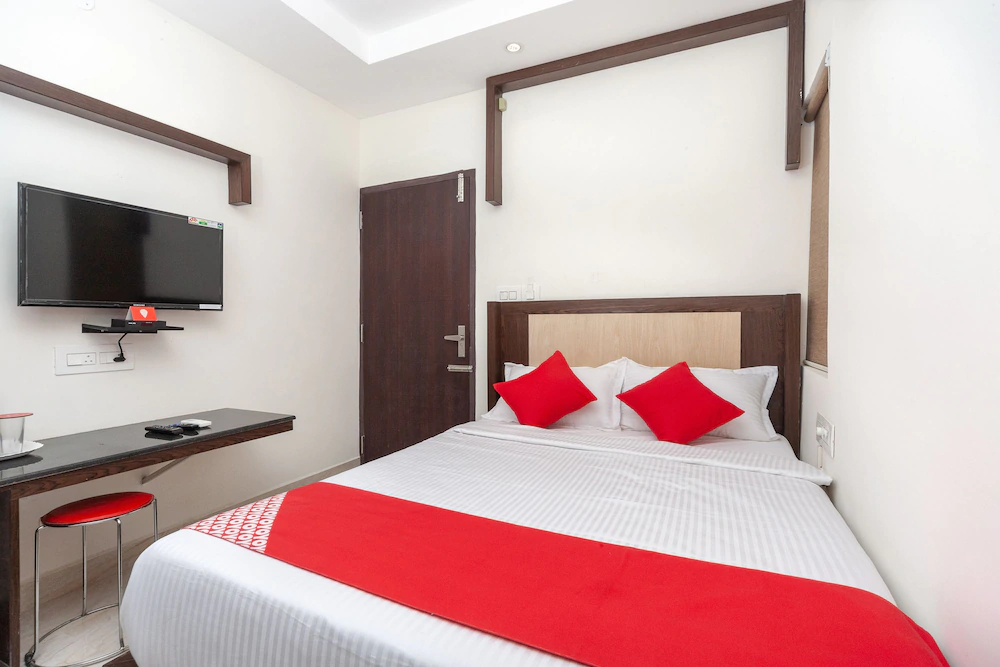 FabHotel HR Residency