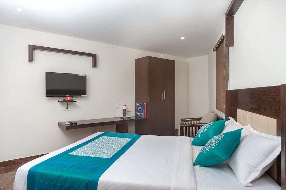FabHotel HR Residency