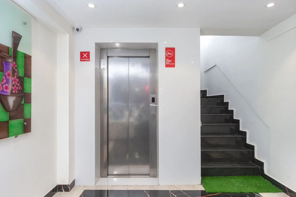 FabHotel HR Residency