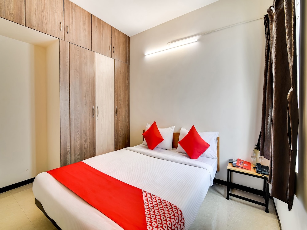 OYO Flagship 24155 FCI Nagar